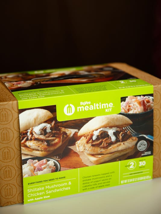 We tried HyVee's new Mealtime Kits. Here's how they work (and taste).
