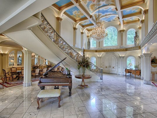 Tennessee Mansion Villa Collina Knoxville Back Up For Sale