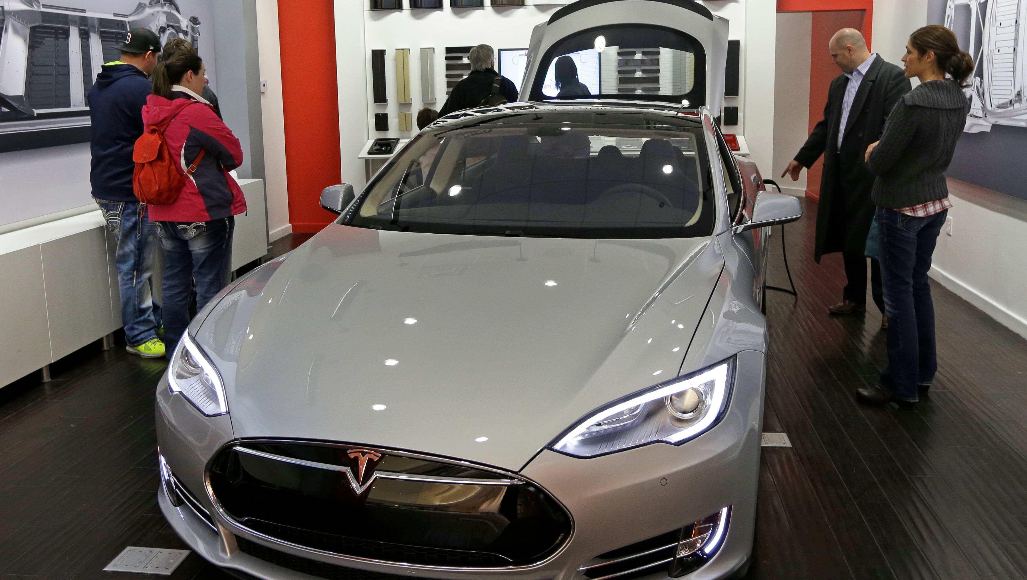 Teslas Direct Sales Model Could Lead To Higher Prices