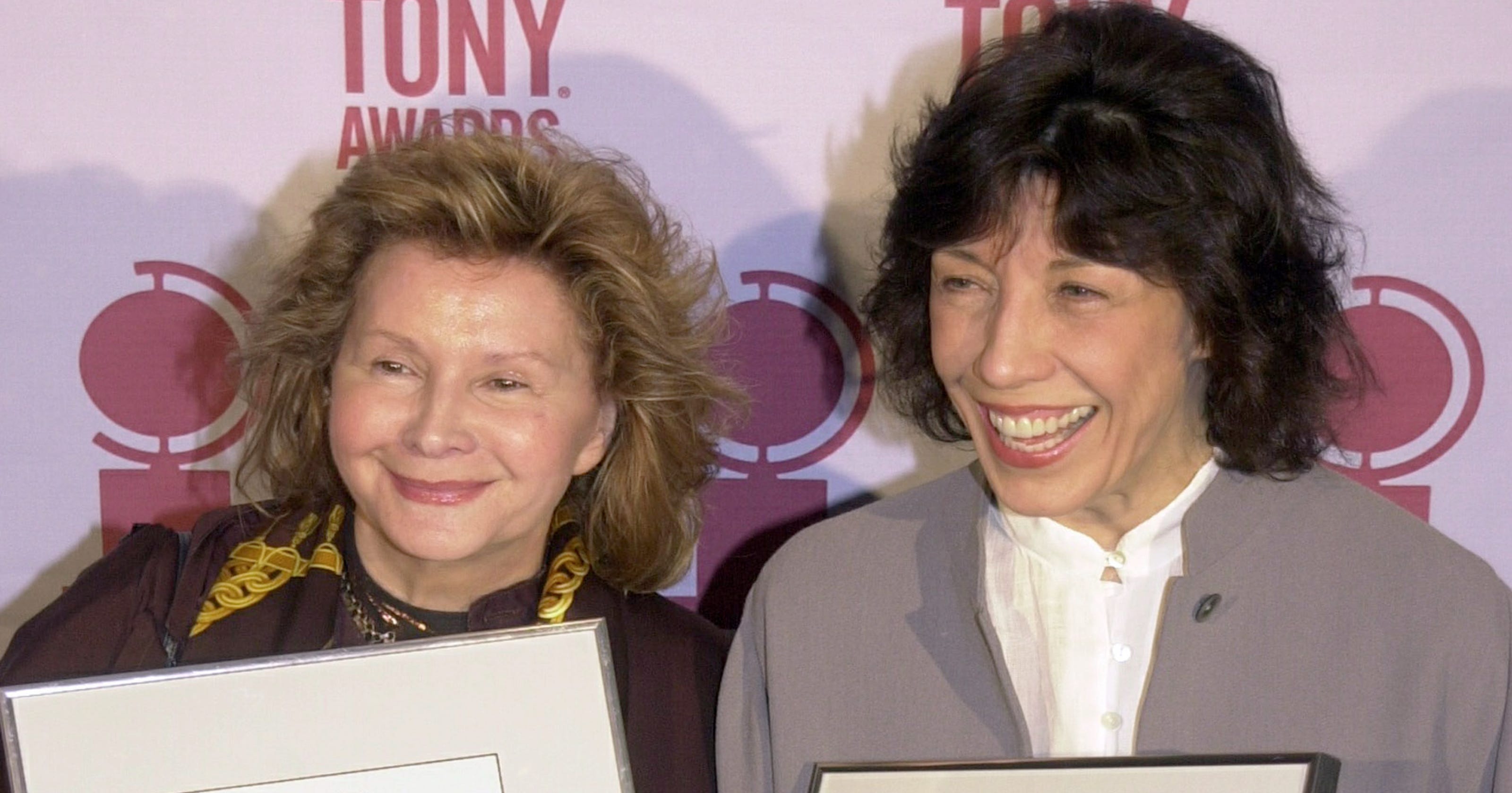 Lily Tomlin Marries Partner Of 42 Years