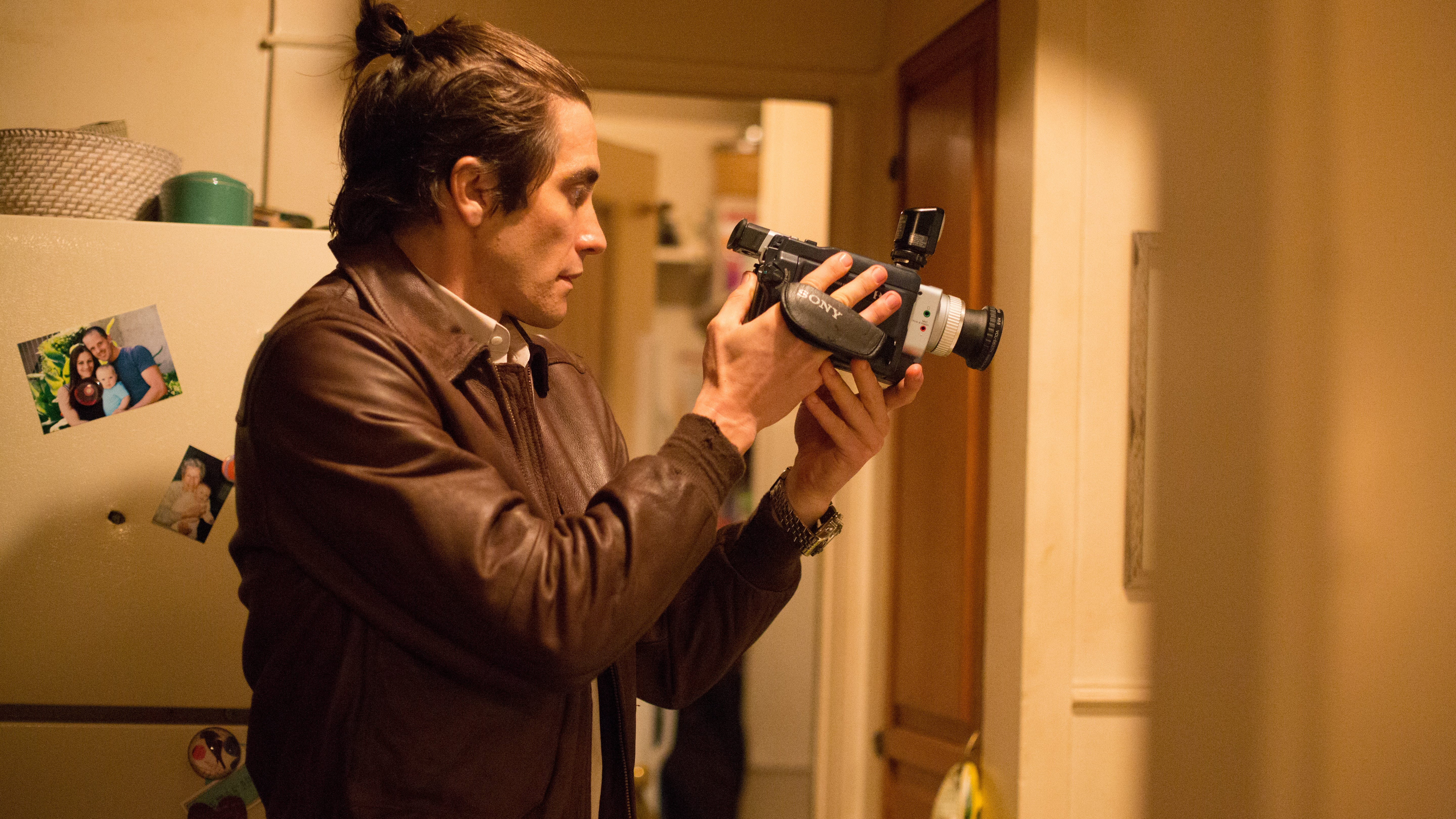 Yes There Was A Jake Gyllenhaal Man Bun Controversy On Nightcrawler