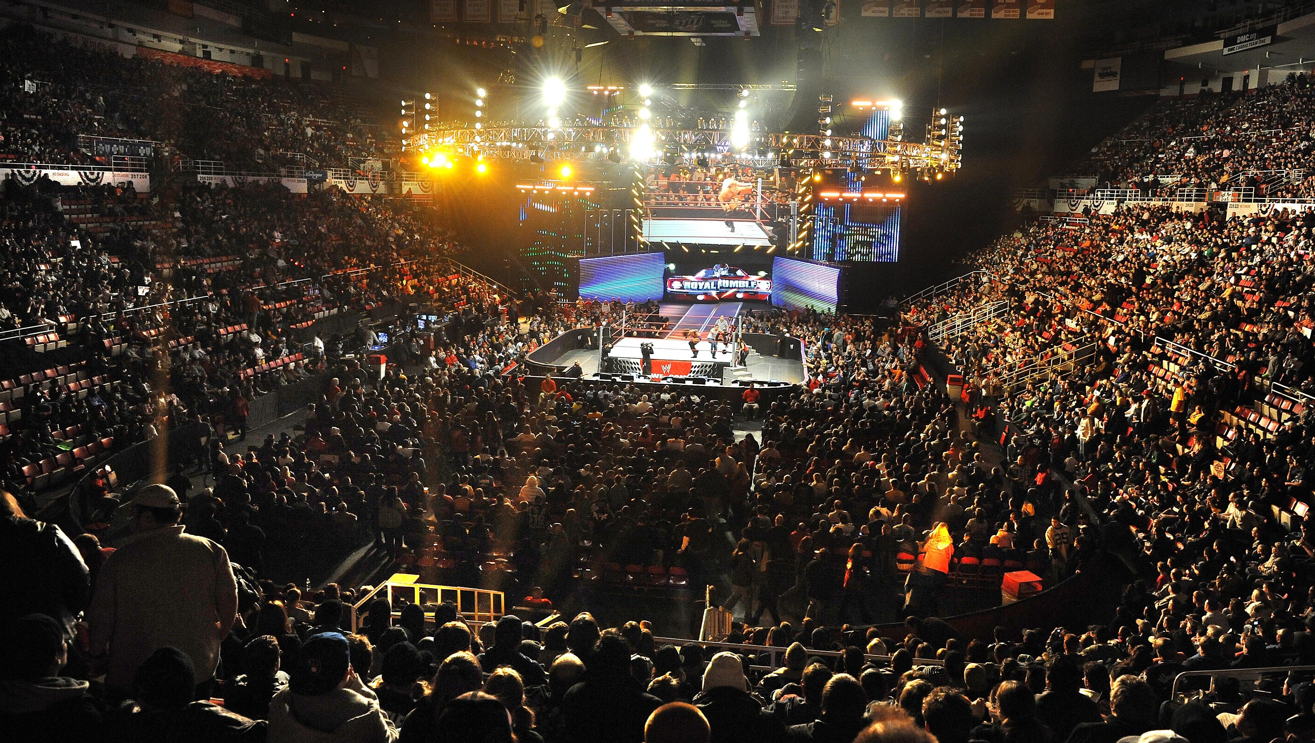 wwe raw 2002 arena