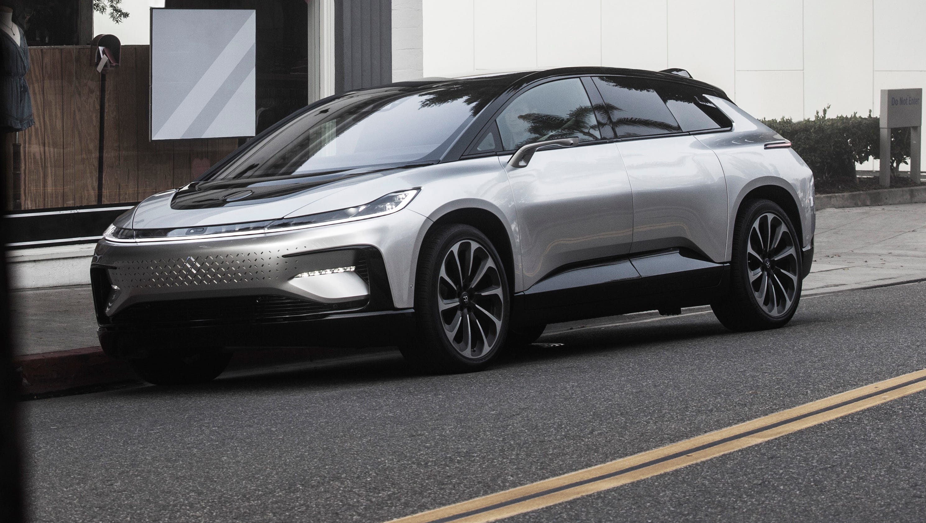 Faraday Future shows off it 1,000horsepower electric car