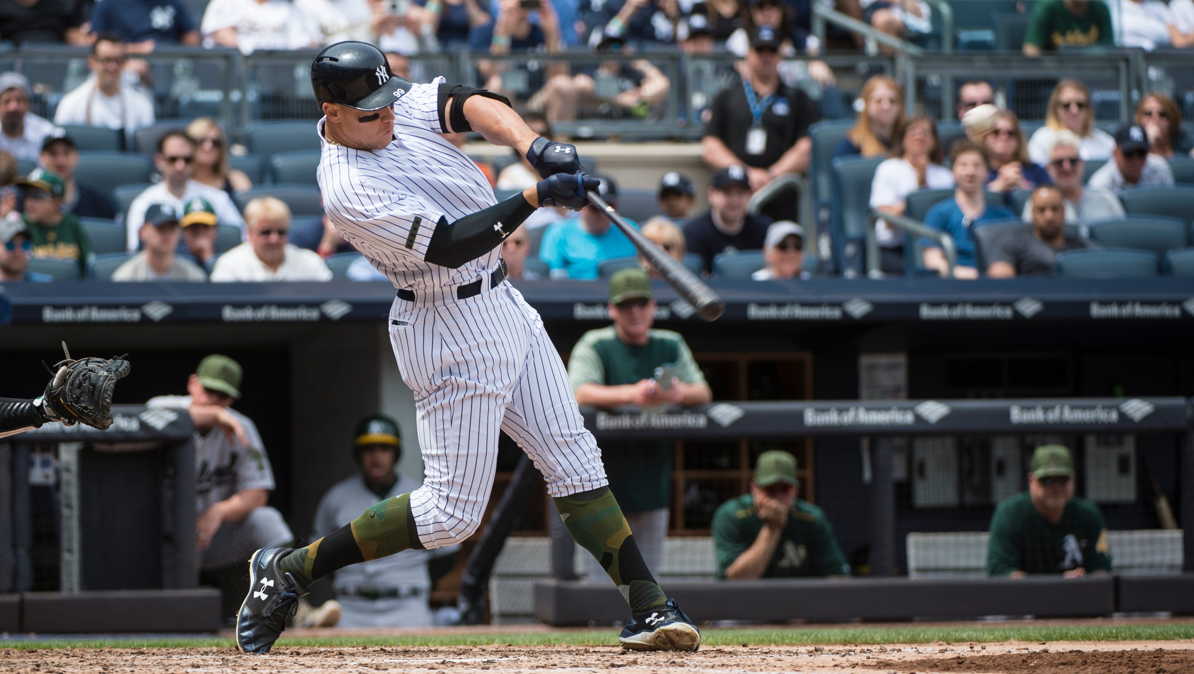 Aaron Judge's Grand Slam Leads Yankees Past Oakland