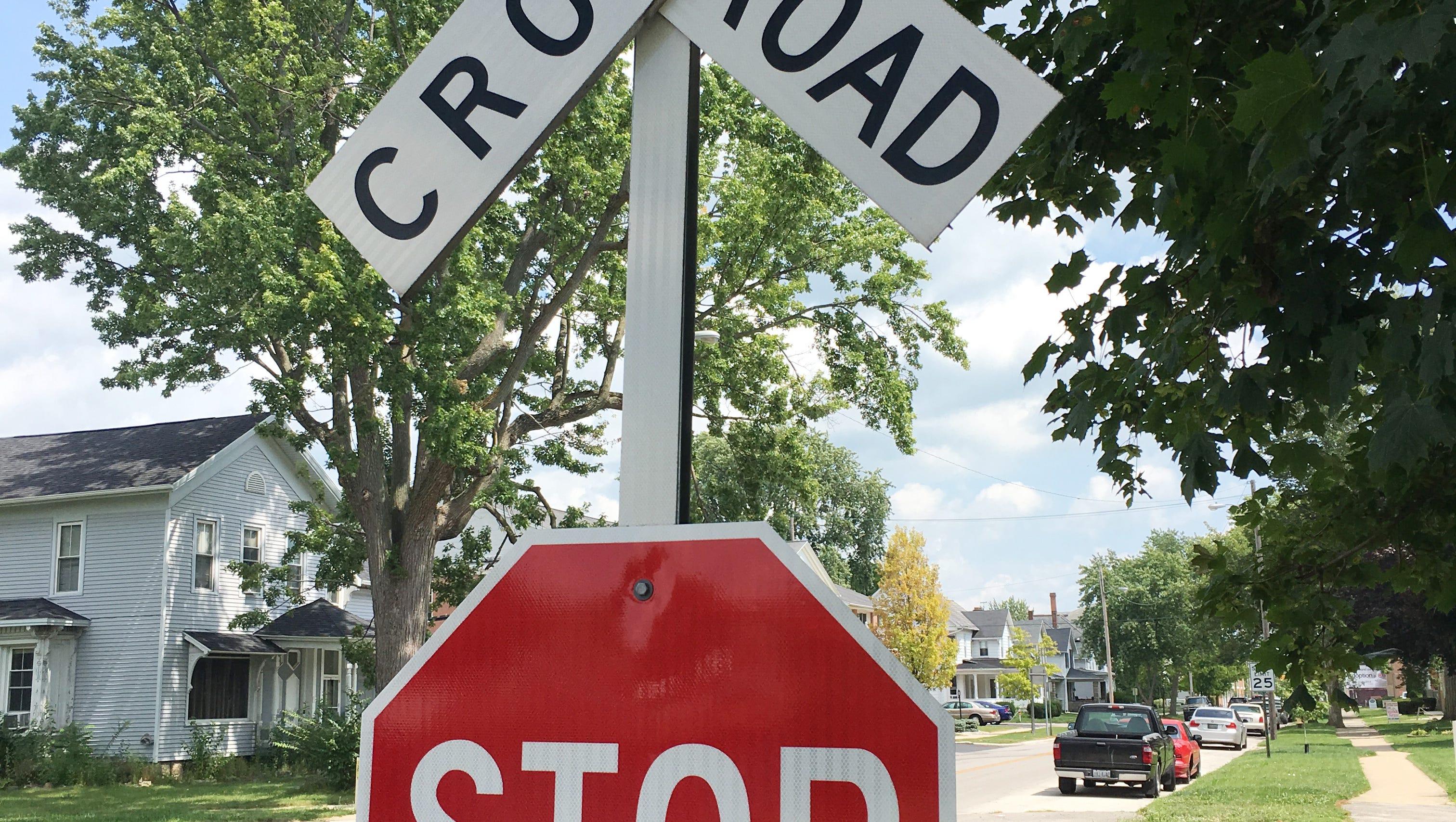 Stop Signs Replace Yield Signs At More Than A Dozen Rail Crossings   636384957972667682 Rr 02.JPG