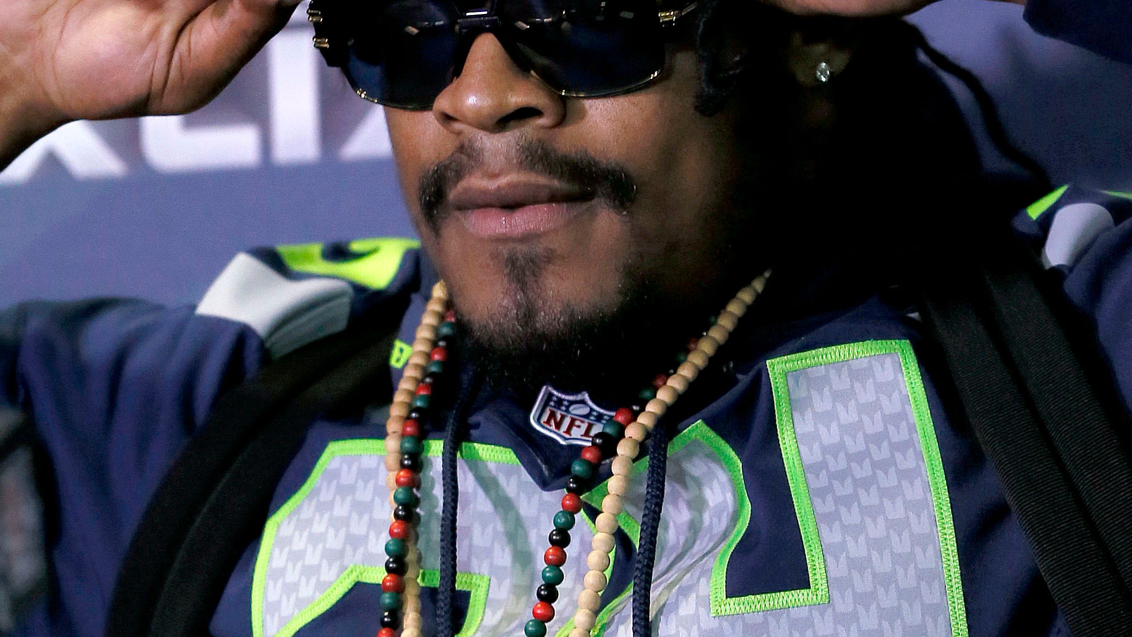 Marshawn Lynch Talks About Why He Doesn T Talk To The Media
