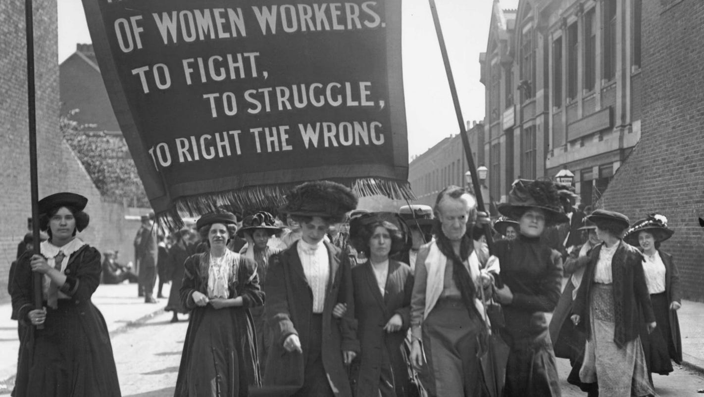 Spanning Time Help Re Enact Womens Suffrage Parade Of 1913 7173