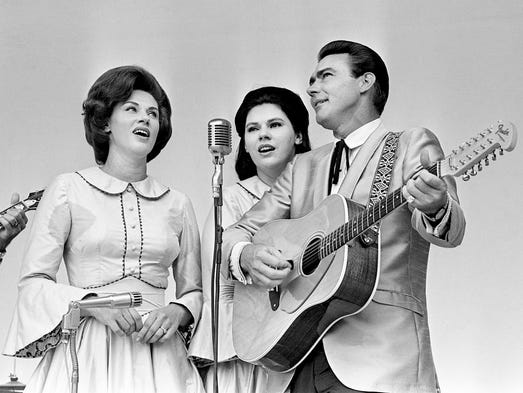 Country Music Hall of Famer Bonnie Brown dead at 77