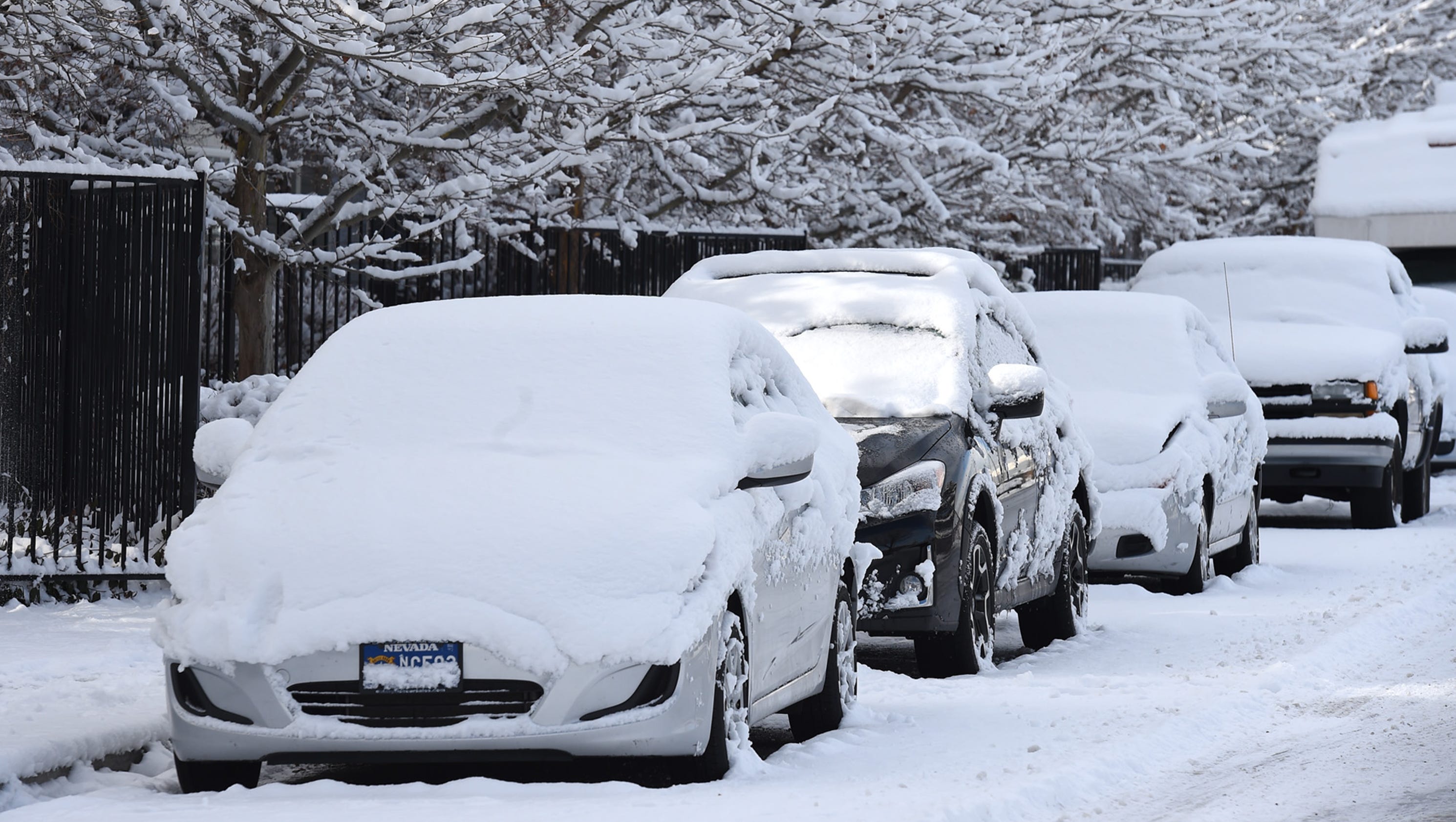 Photos: Snowy Monday in Reno-Sparks