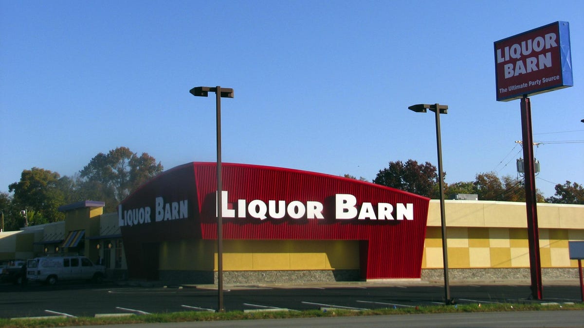 Liquor Barn Closes In St Matthews