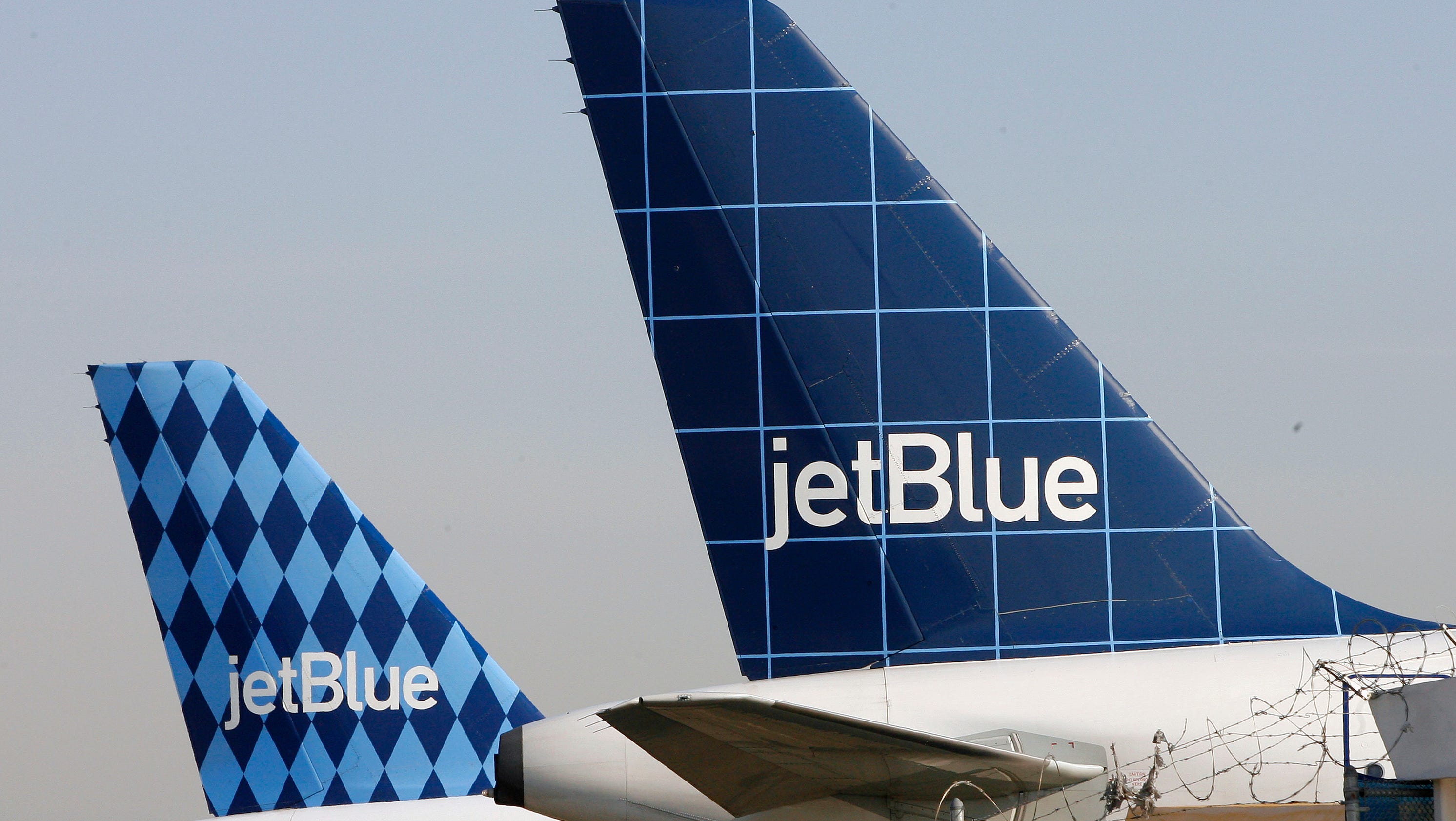 jetblue-defends-shutdown-at-4-major-airports