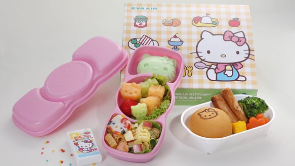 EVA Air's Hello Kitty jet heads to Paris