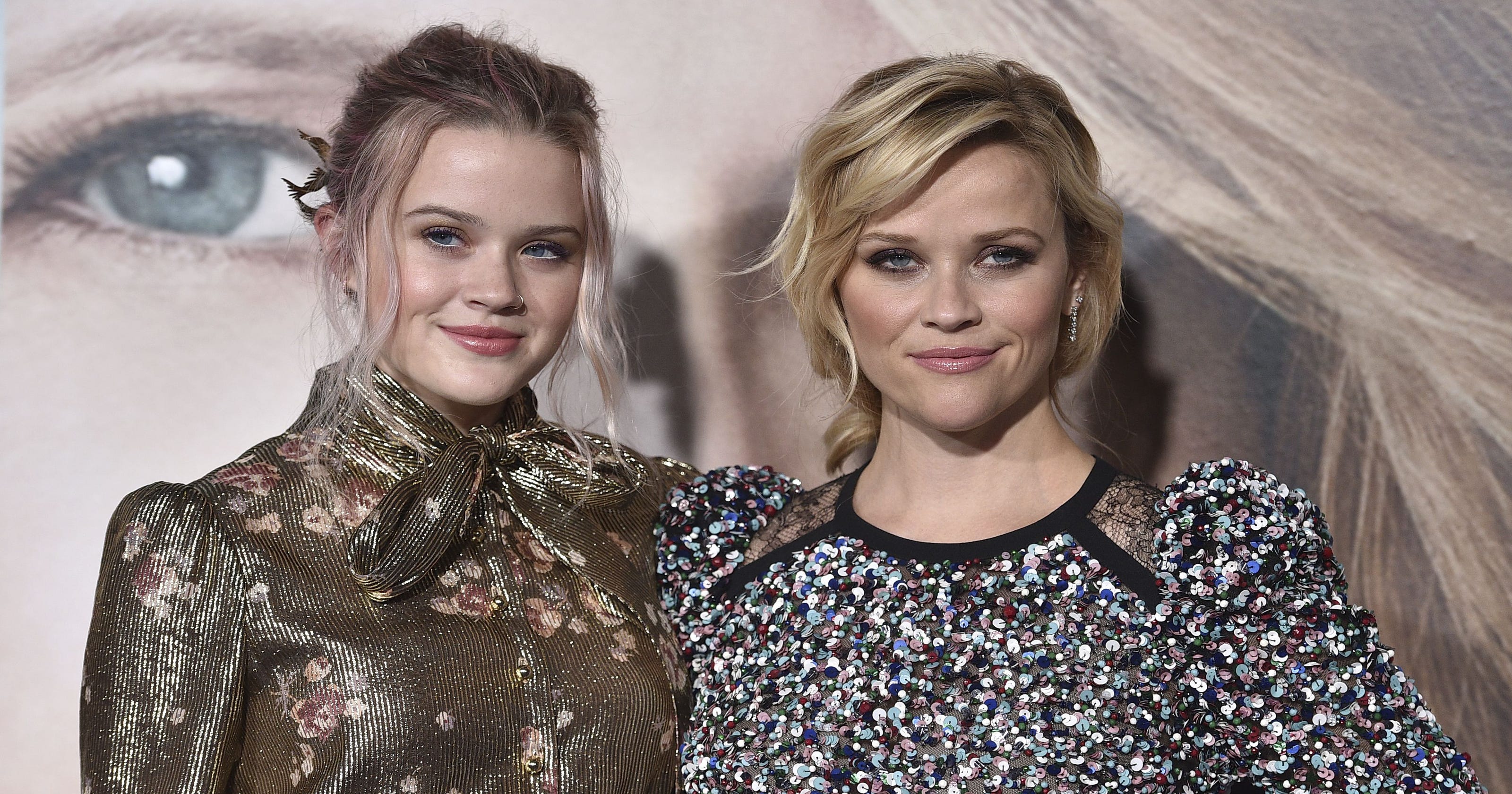 Reese Witherspoon Daughter Ava Phillippe Are Twins At Big Little Lies