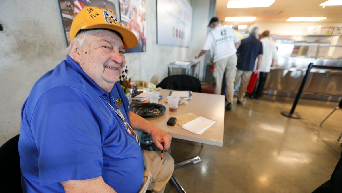 He spent 140 combined years with Pacers, Colts, IMS. Indy sports icon Bill York dies