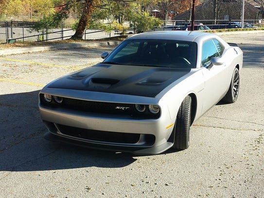 Auto review: 2015 Dodge Challenger Hellcat unleashes 707 horses