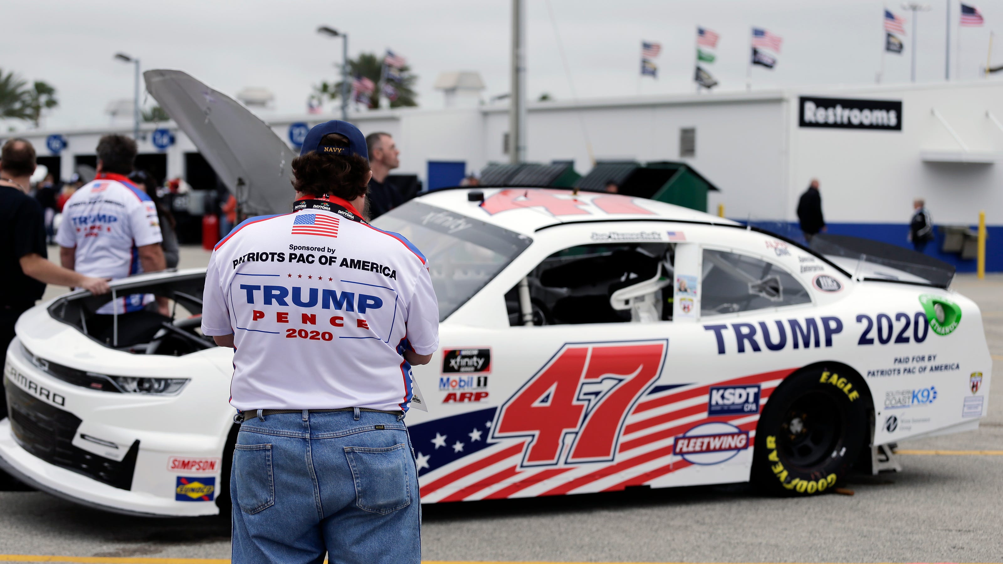 Brandon Jones races to 2nd career NASCAR Xfinity victory