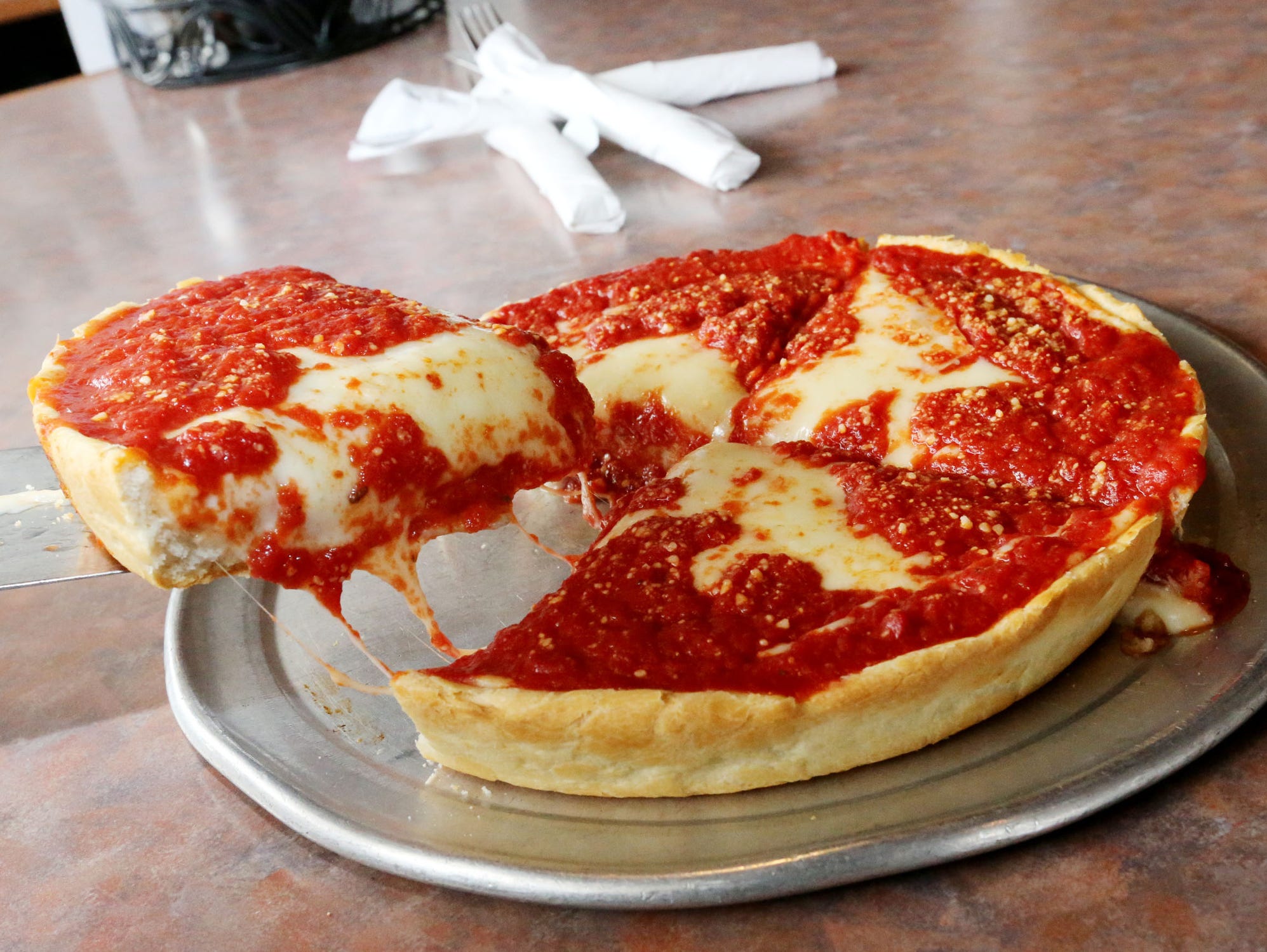 chicago style deep dish pizza near me