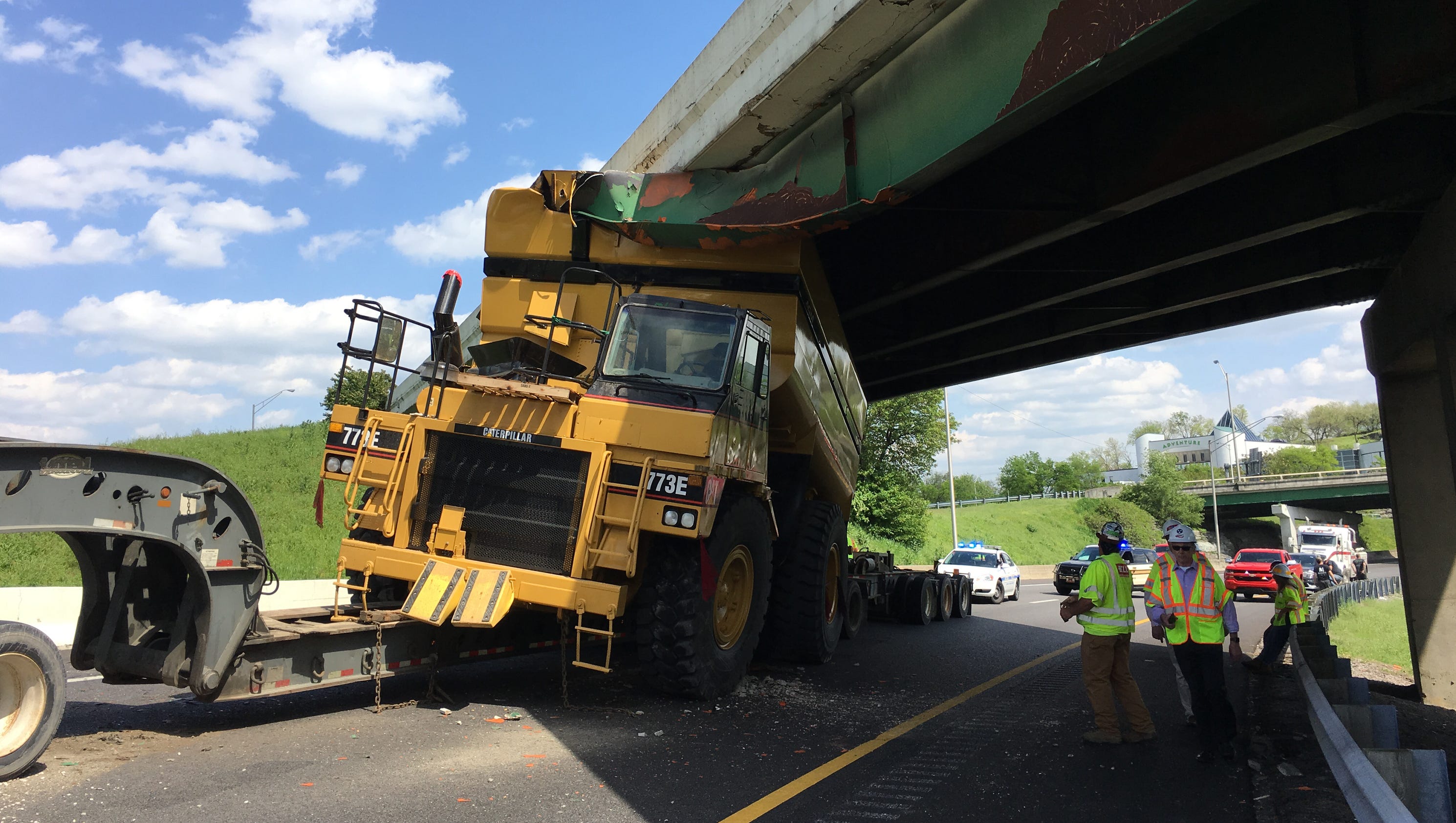 Nashville traffic Interstate 40 reopens; truck stuck under overpass