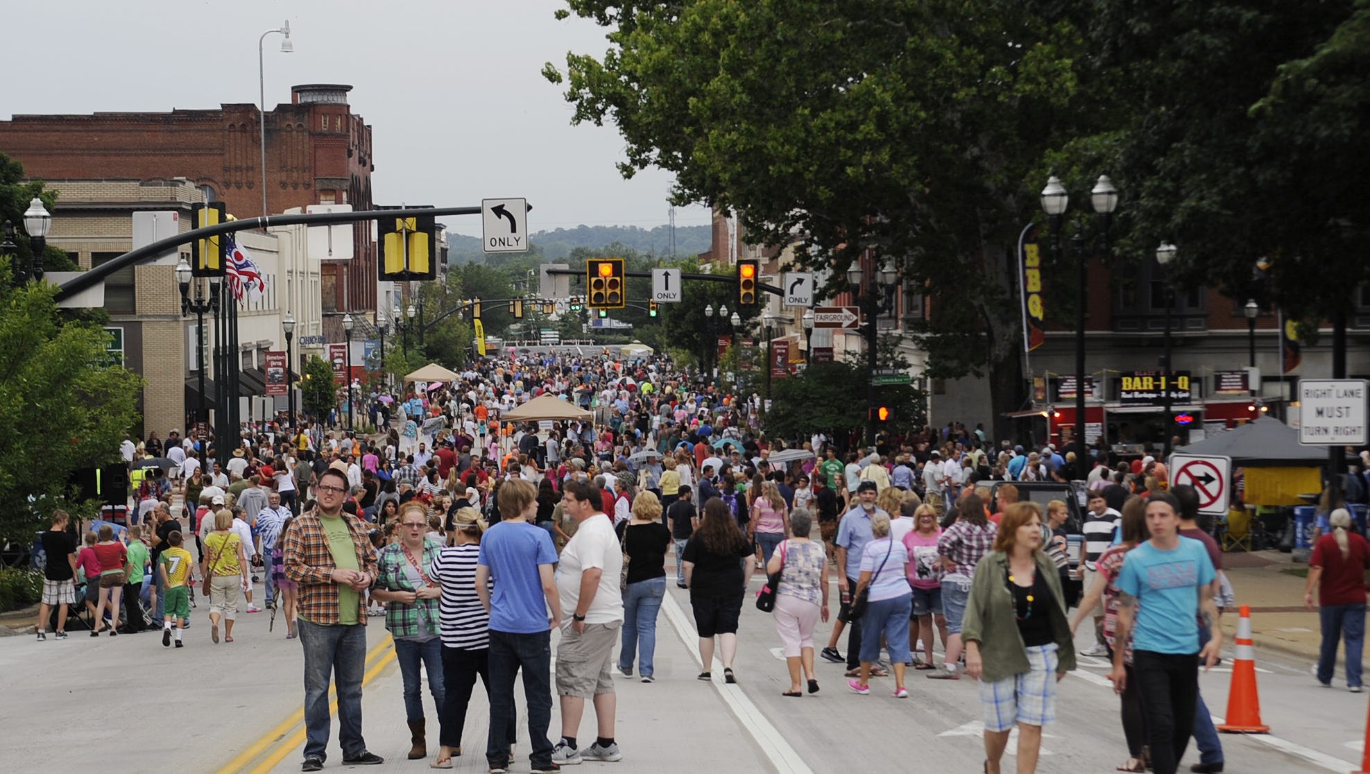 Annual ArtWalk hits downtown Lancaster Friday