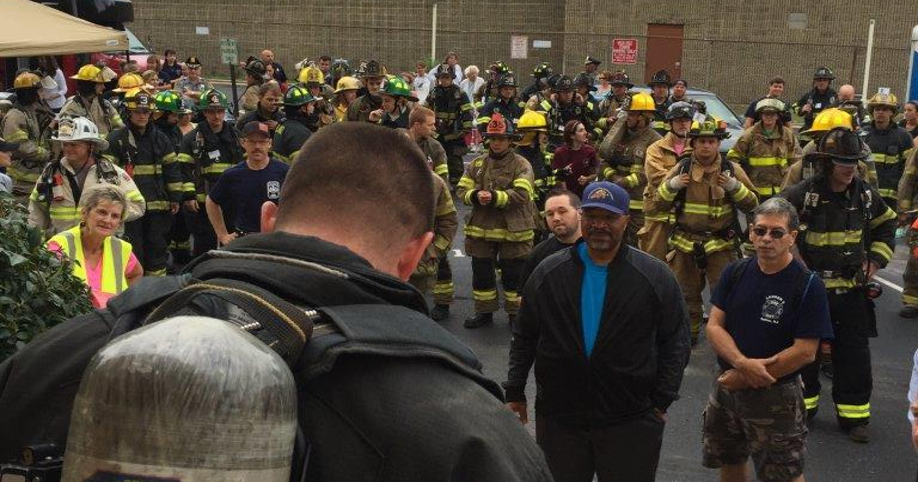 Firefighters Honor 911 Heroes With 110 Story Stair Climb