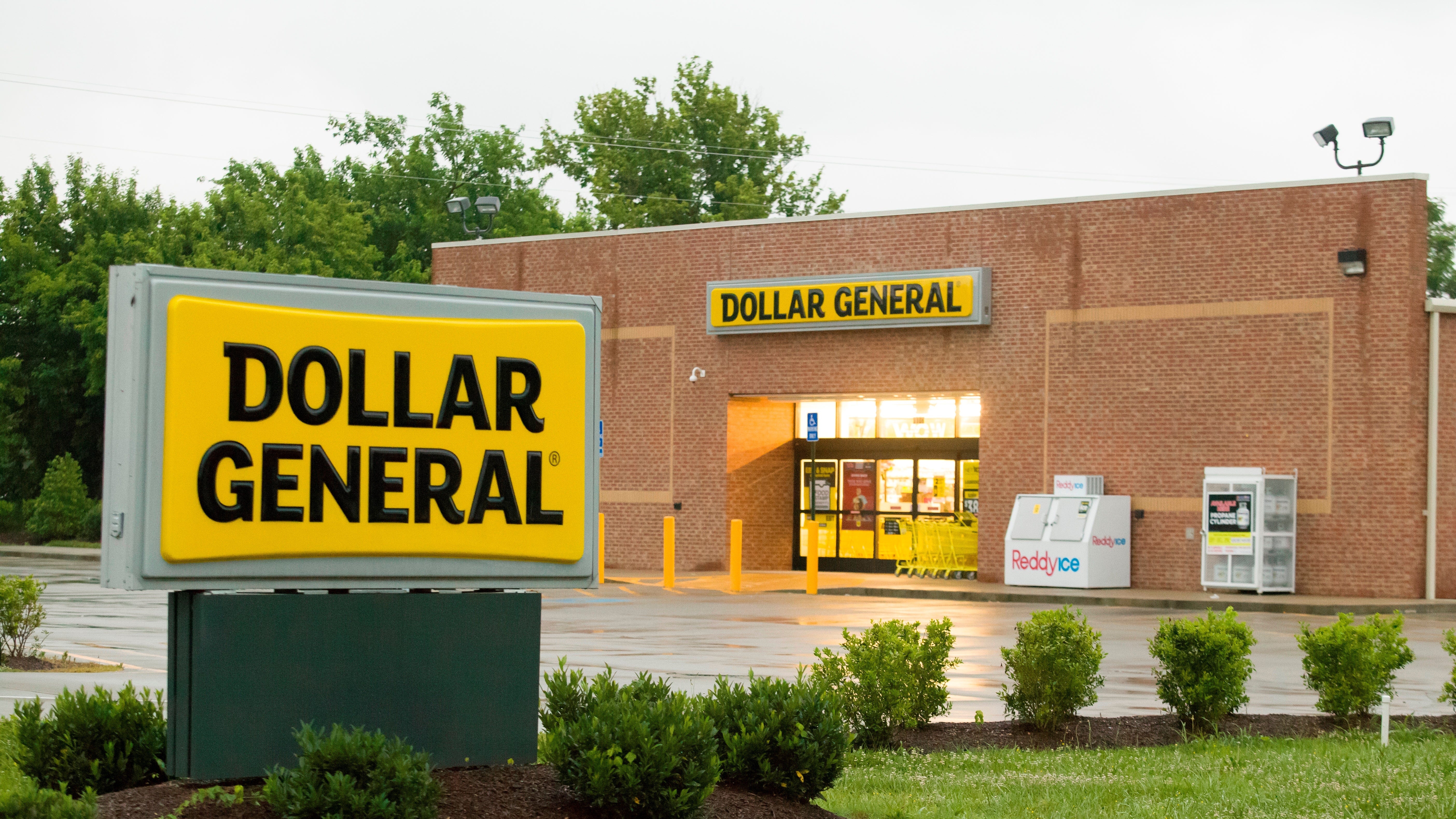 dollar general store