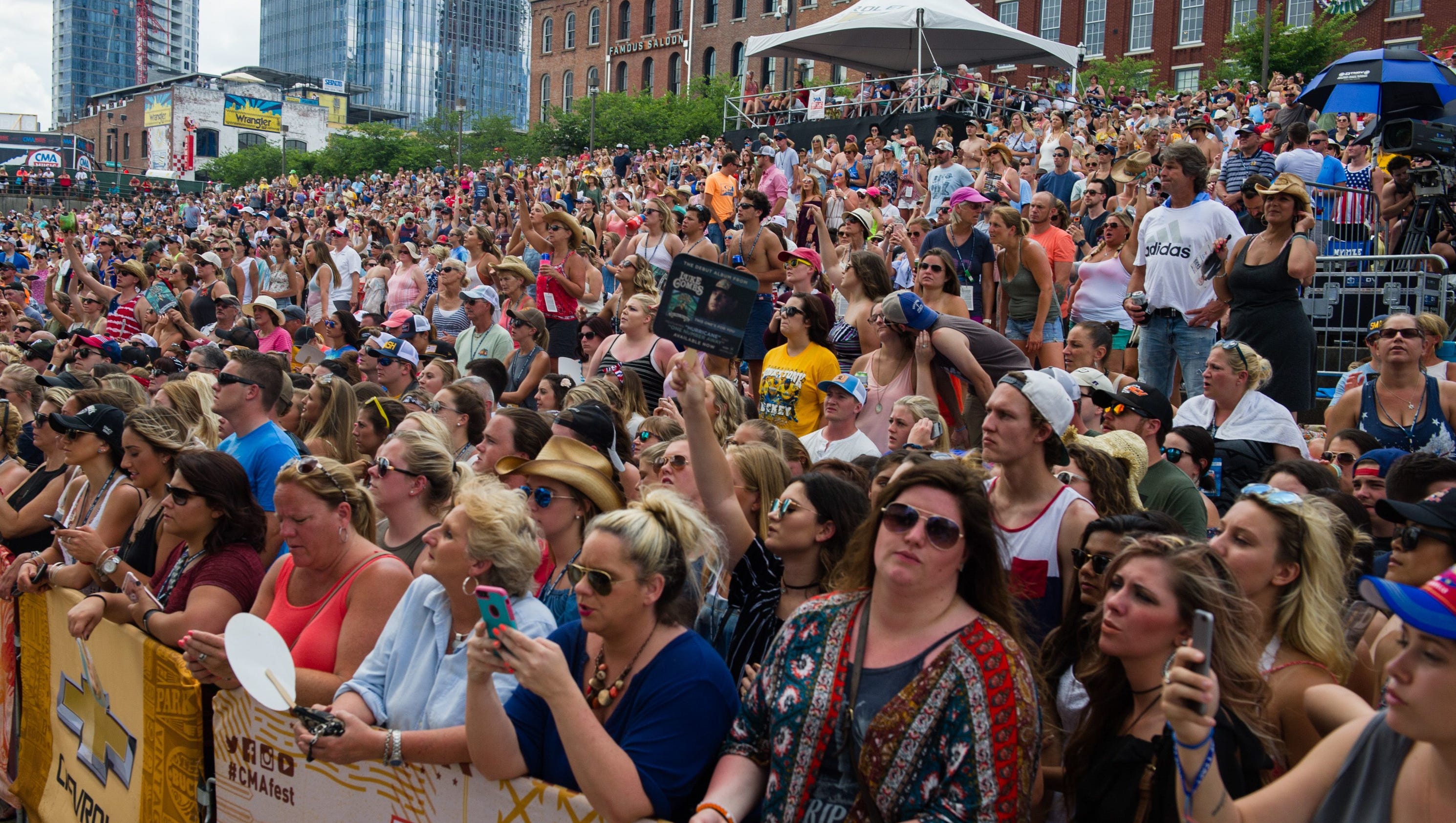 Nashville CMA Fest 2018 How to enjoy country music for free