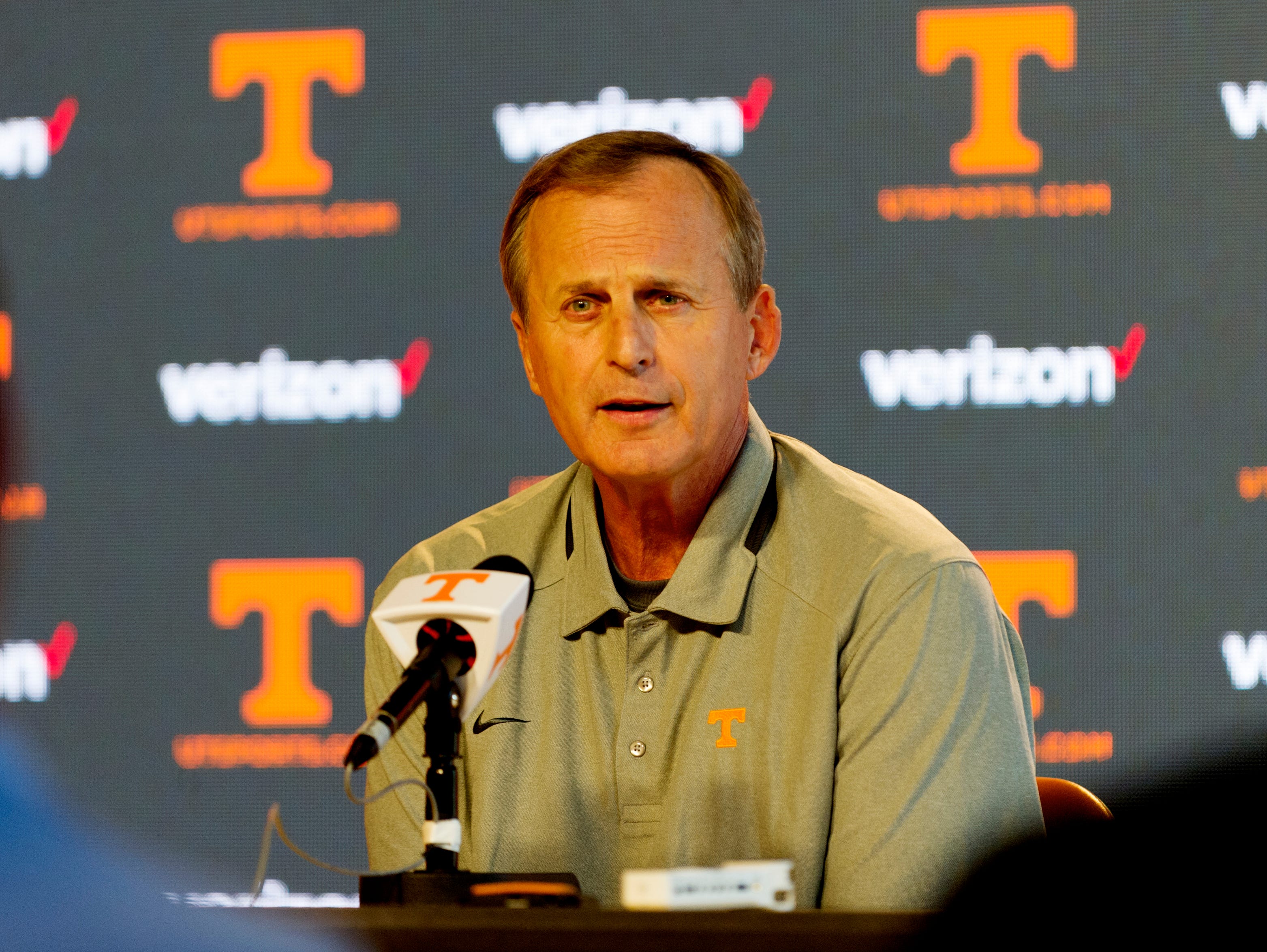 Is Tennessee Basketball's Reluctance to Shoot Harming Their Success?