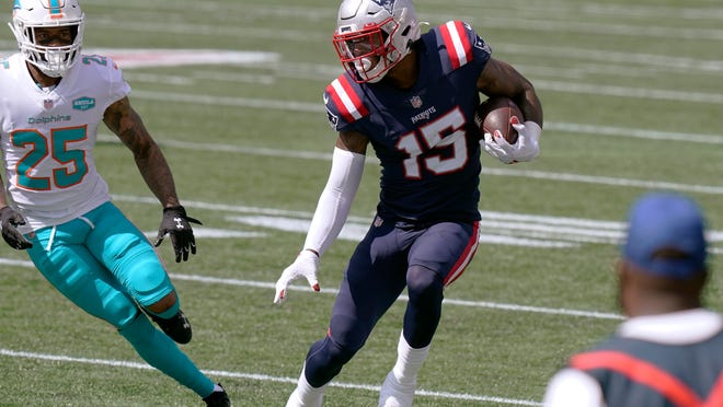 Receivers N Keal Harry Damiere Byrd Catching On For Patriots