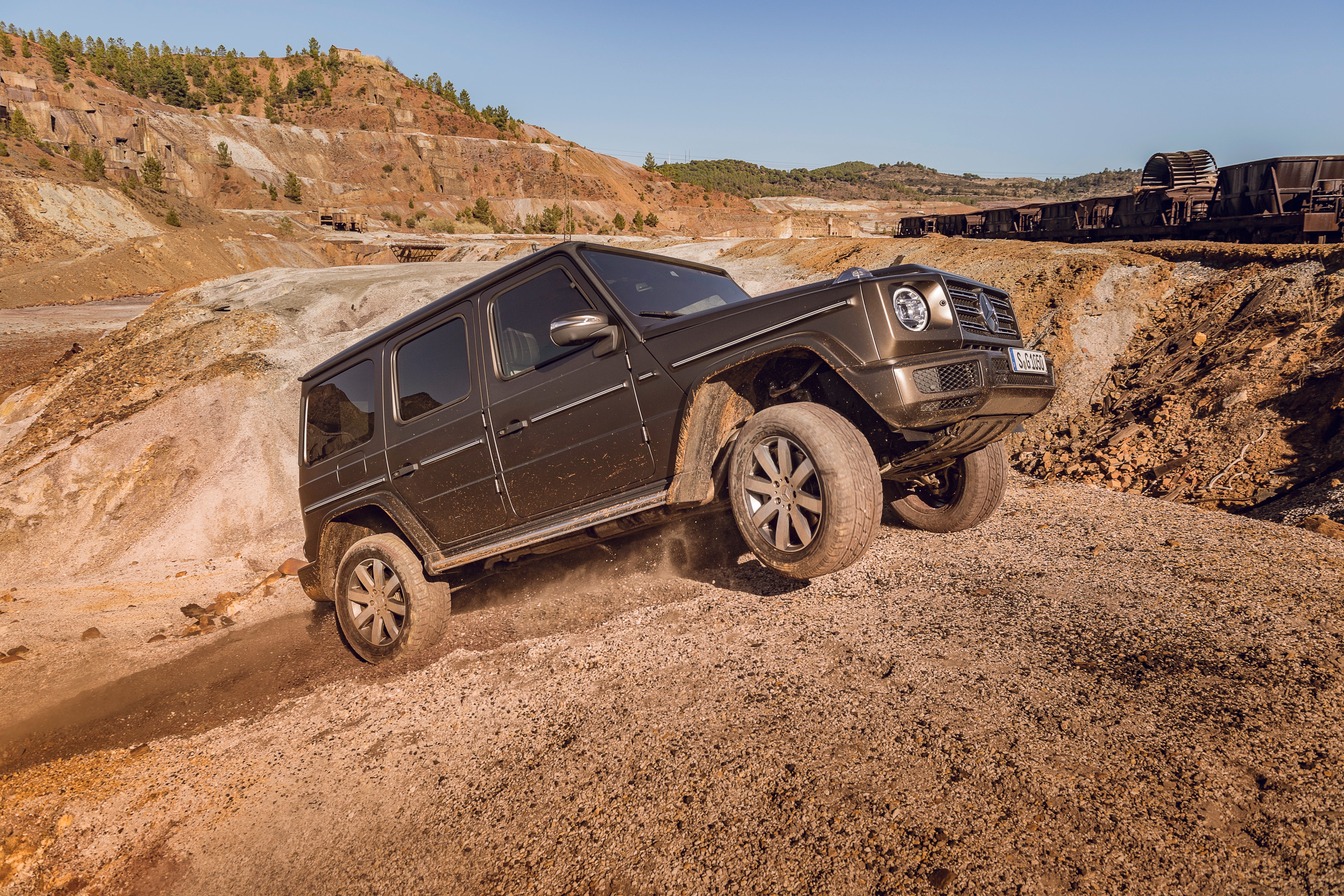 Mercedes G Class Off Road Suv Comes To Detroit Auto Show