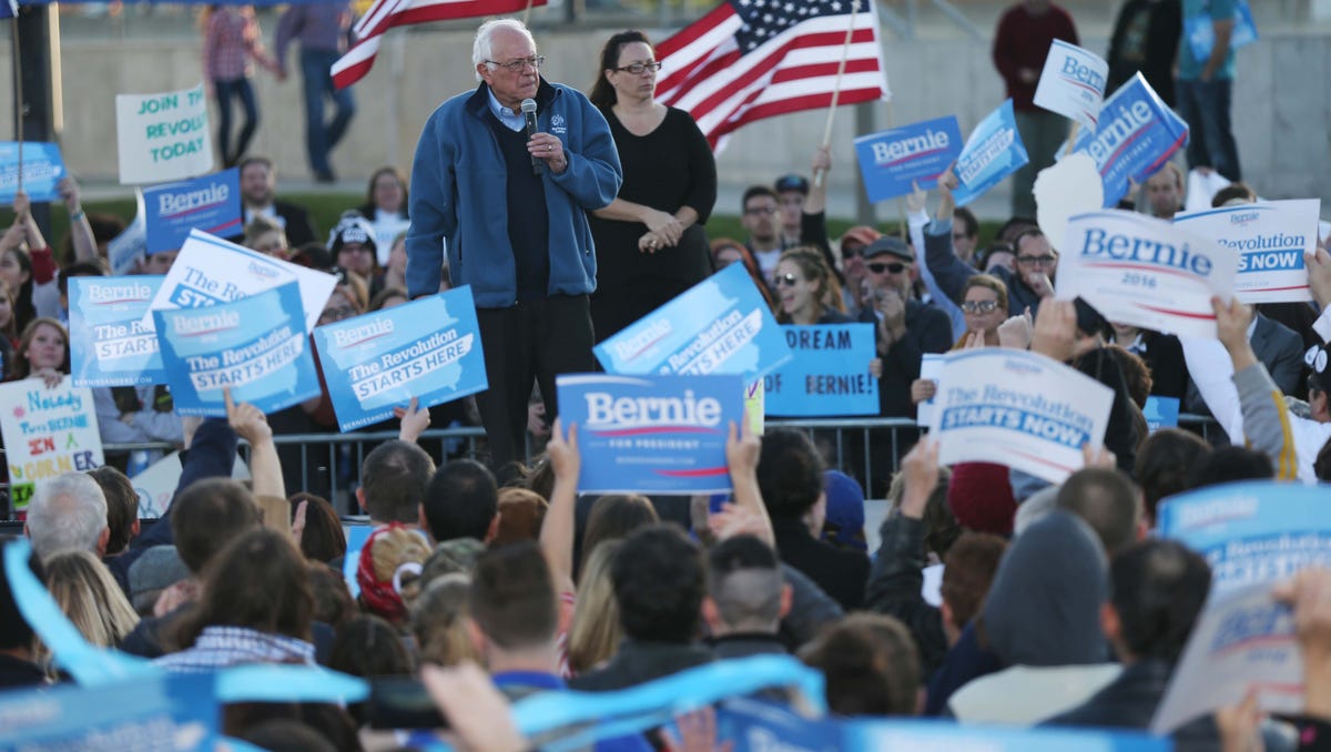 24 Photos Bernie Sanders Rally And March To The Jj Dinner 