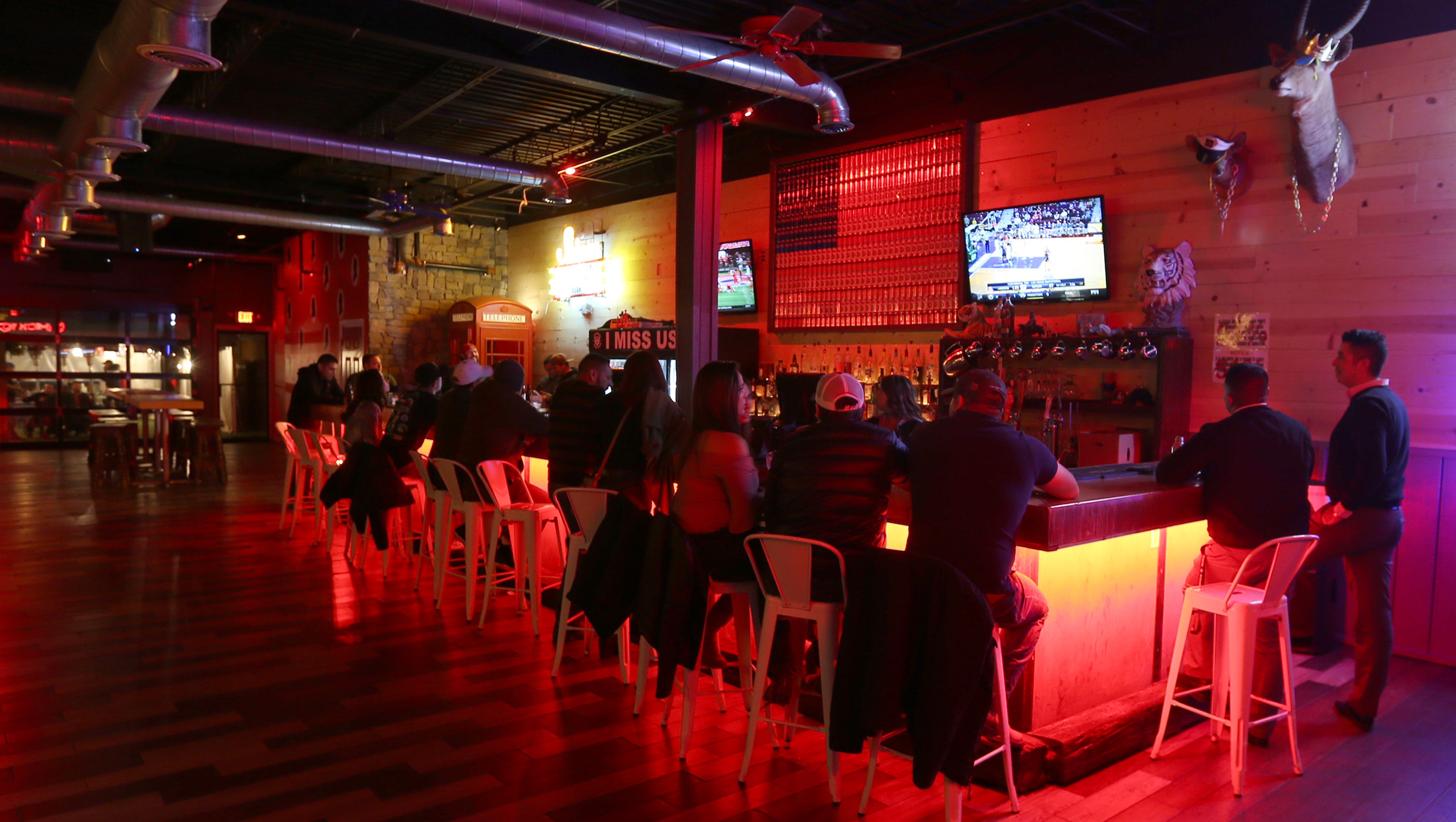 The Most Popular Bar In Your Neighborhood And 11 Hidden Gems