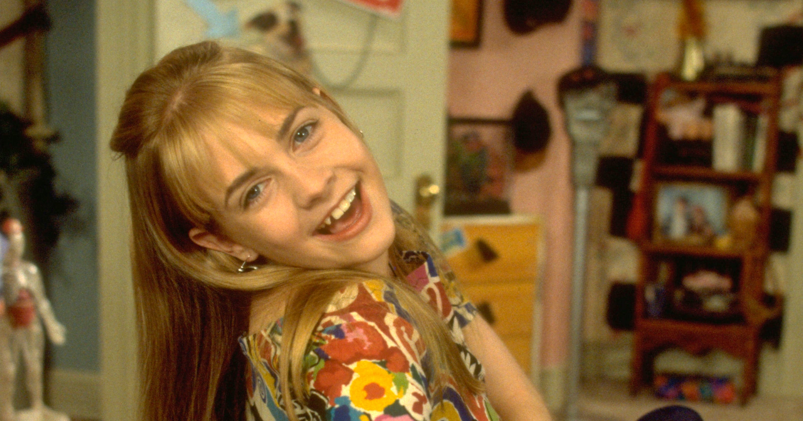 Years After The Nickelodeon Show Hear Clarissa Explain 20s Life