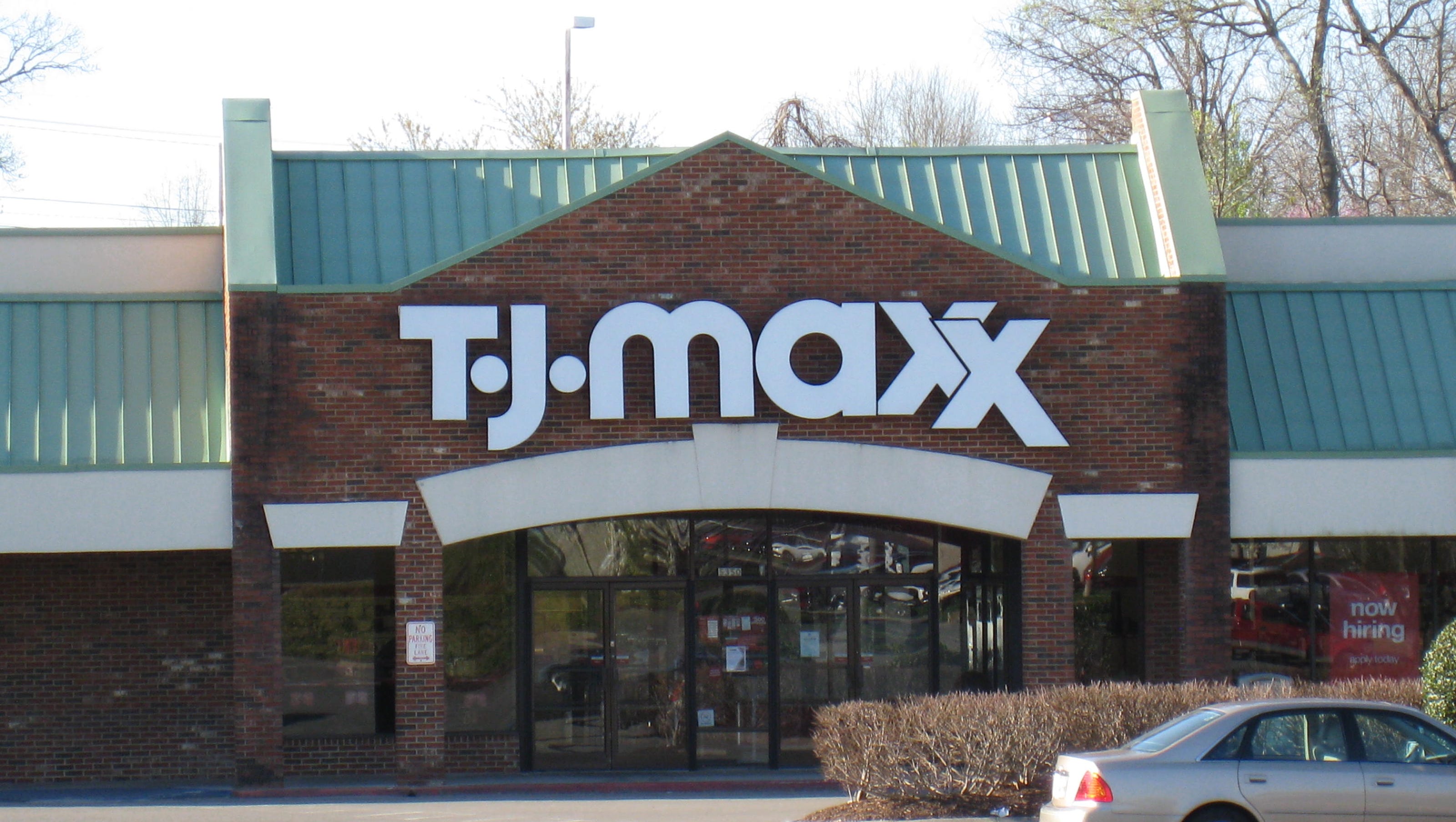 Middle Eastern investor buys Antioch retail center