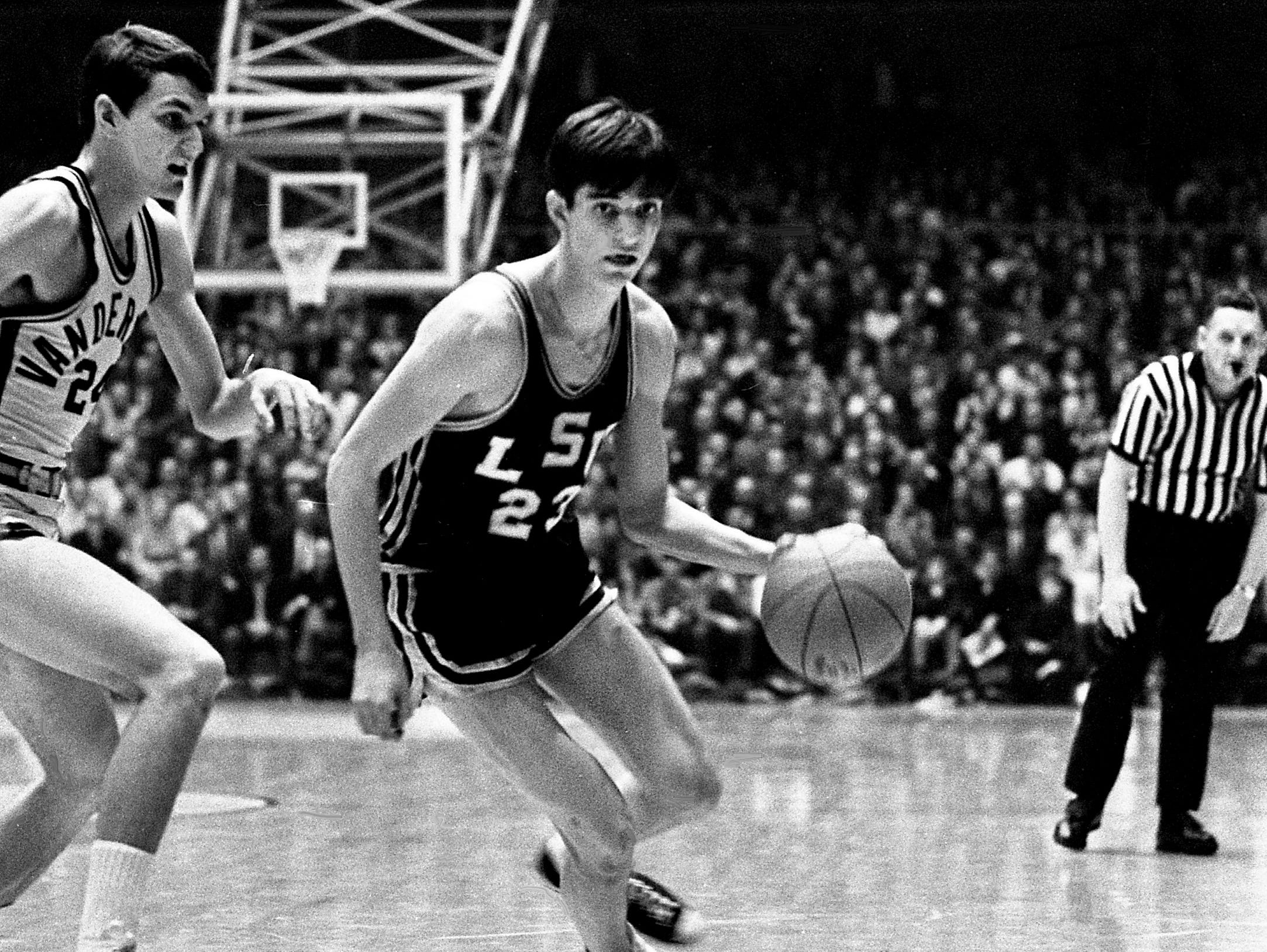 5 highlights of LSU great ‘Pistol’ Pete Maravich vs. Vanderbilt in 1968