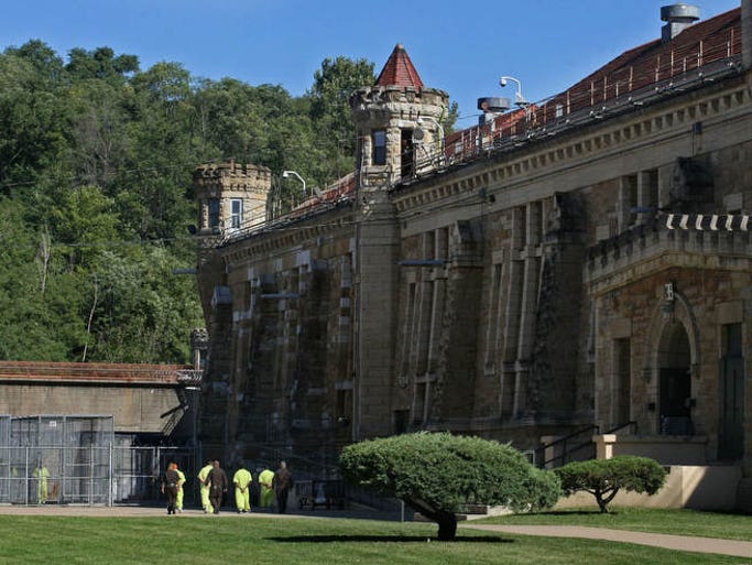 34 photos: Inside the current Iowa State Penitentiary