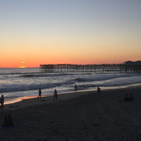 Sunset on Pacific Beach in San Diego, with Crystal