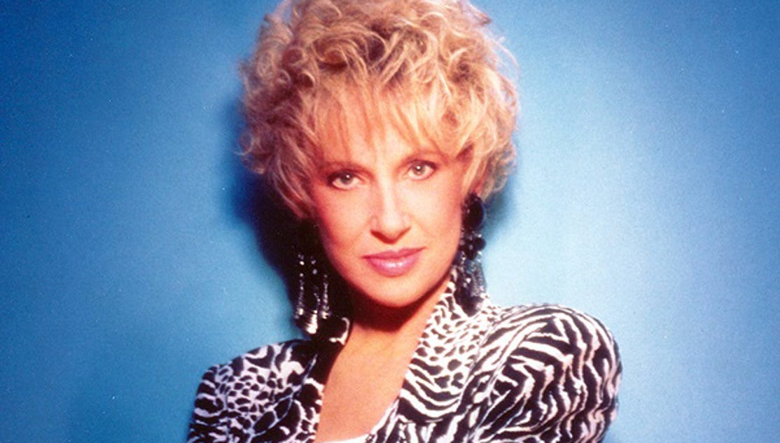 Tammy Wynette's name to be restored to her crypt