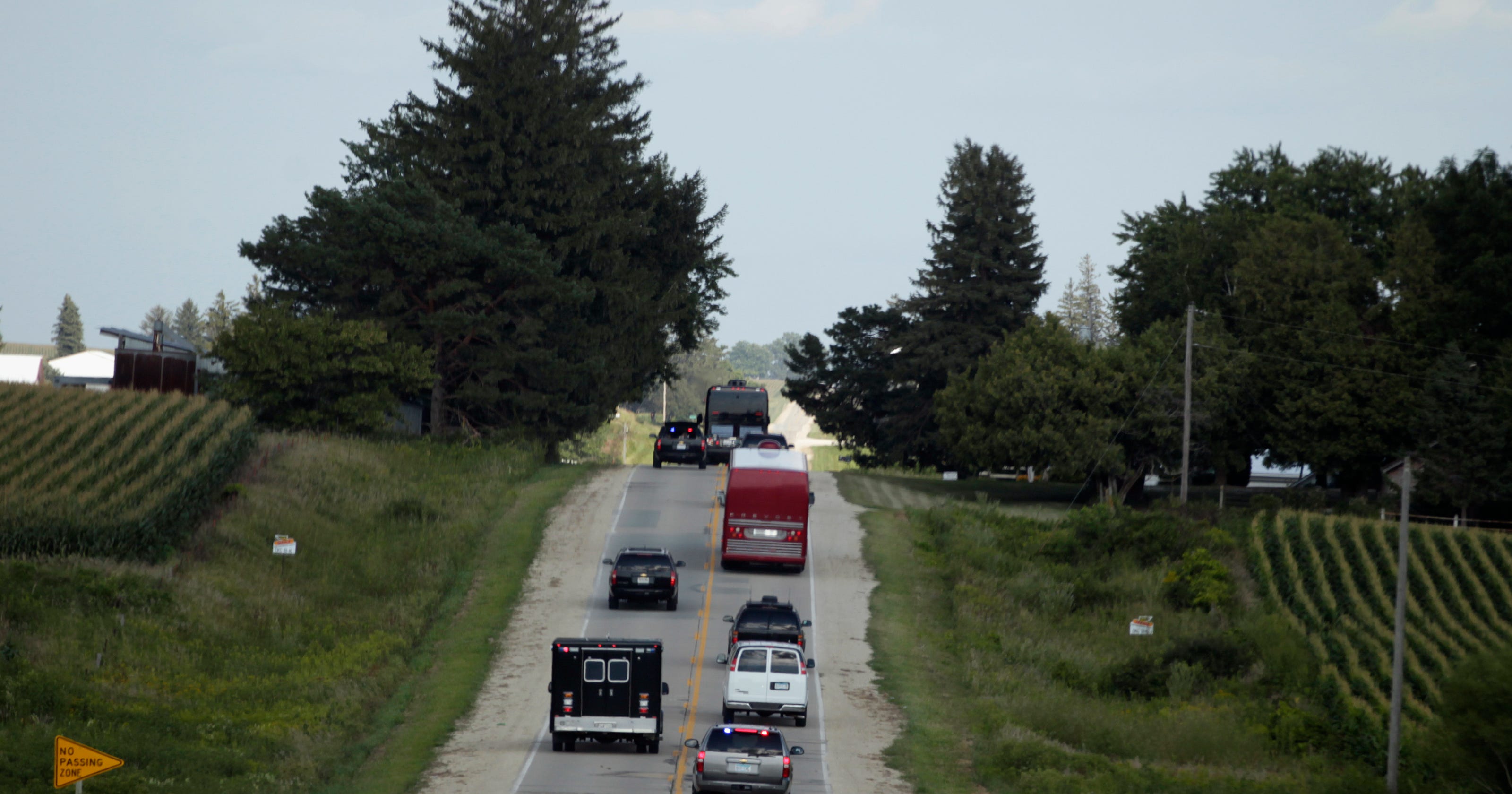 obama-motorcade-ambulance-runs-out-of-gas