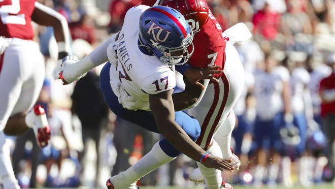 Jalon Daniels Sacked Nine Times As No 19 Oklahoma Bulldozes Ku Football 62 9