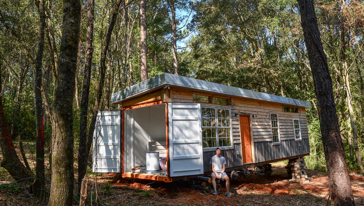 Clemson University student builds Anderson County's first tiny house