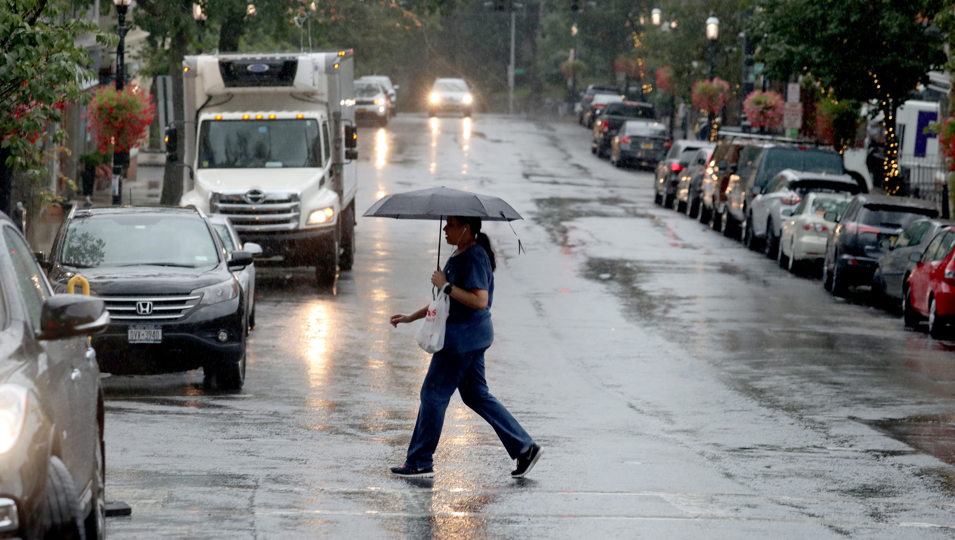 Weather: Hot, humid conditions after Saturday's rain shower