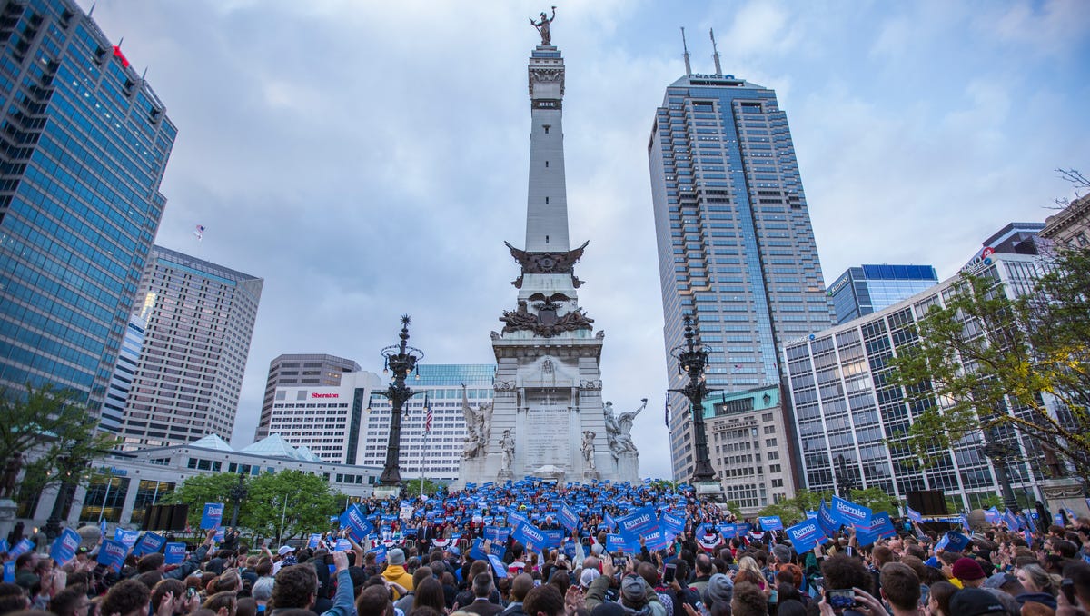 Bernie Sanders Holds Rally On Monument Circle 