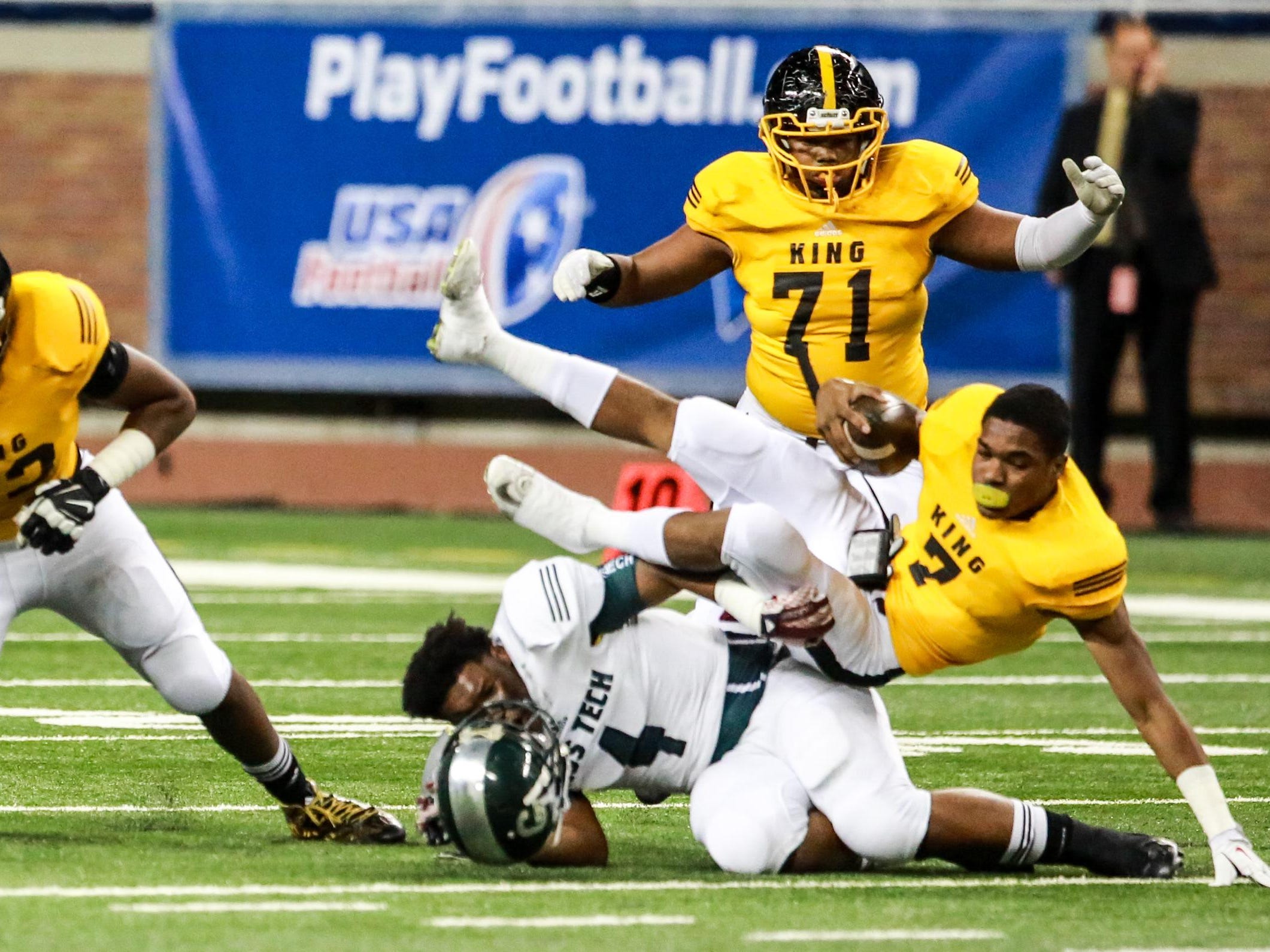 King tops Cass Tech in instant classic to win PSL Div. I title | USA TODAY  High School Sports