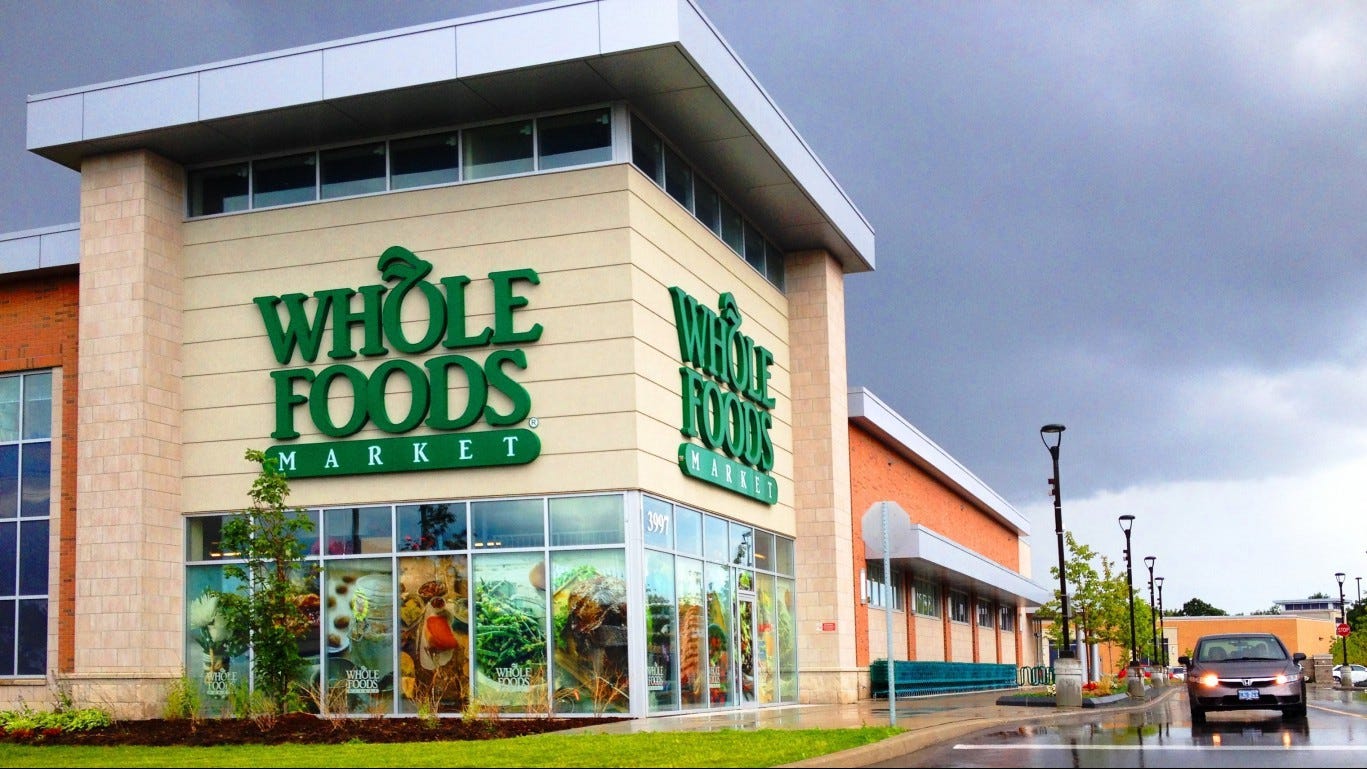 Amazon starts new curbside pickup service for Whole Foods