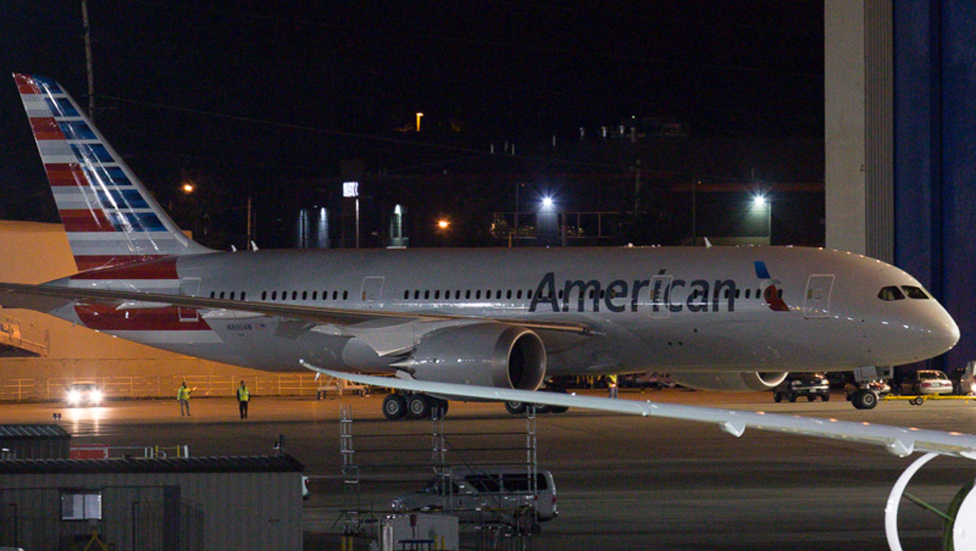 Spotted: American Airlines' first Boeing 787 Dreamliner