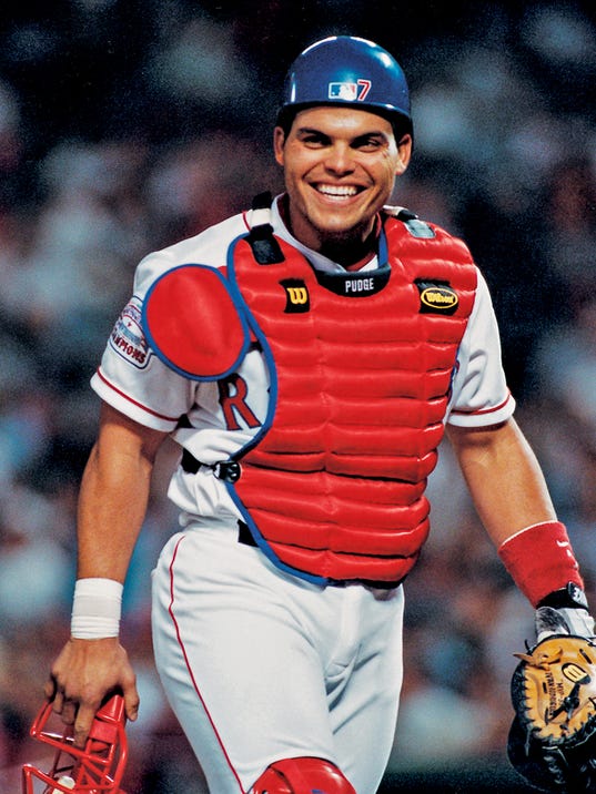 Baseball's 'Pudge' Rodriguez to visit El Paso