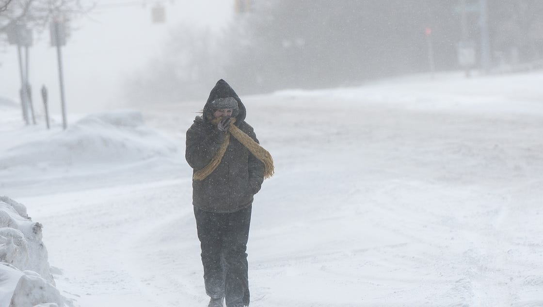 Weather: Snow tonight, bitter cold Sunday