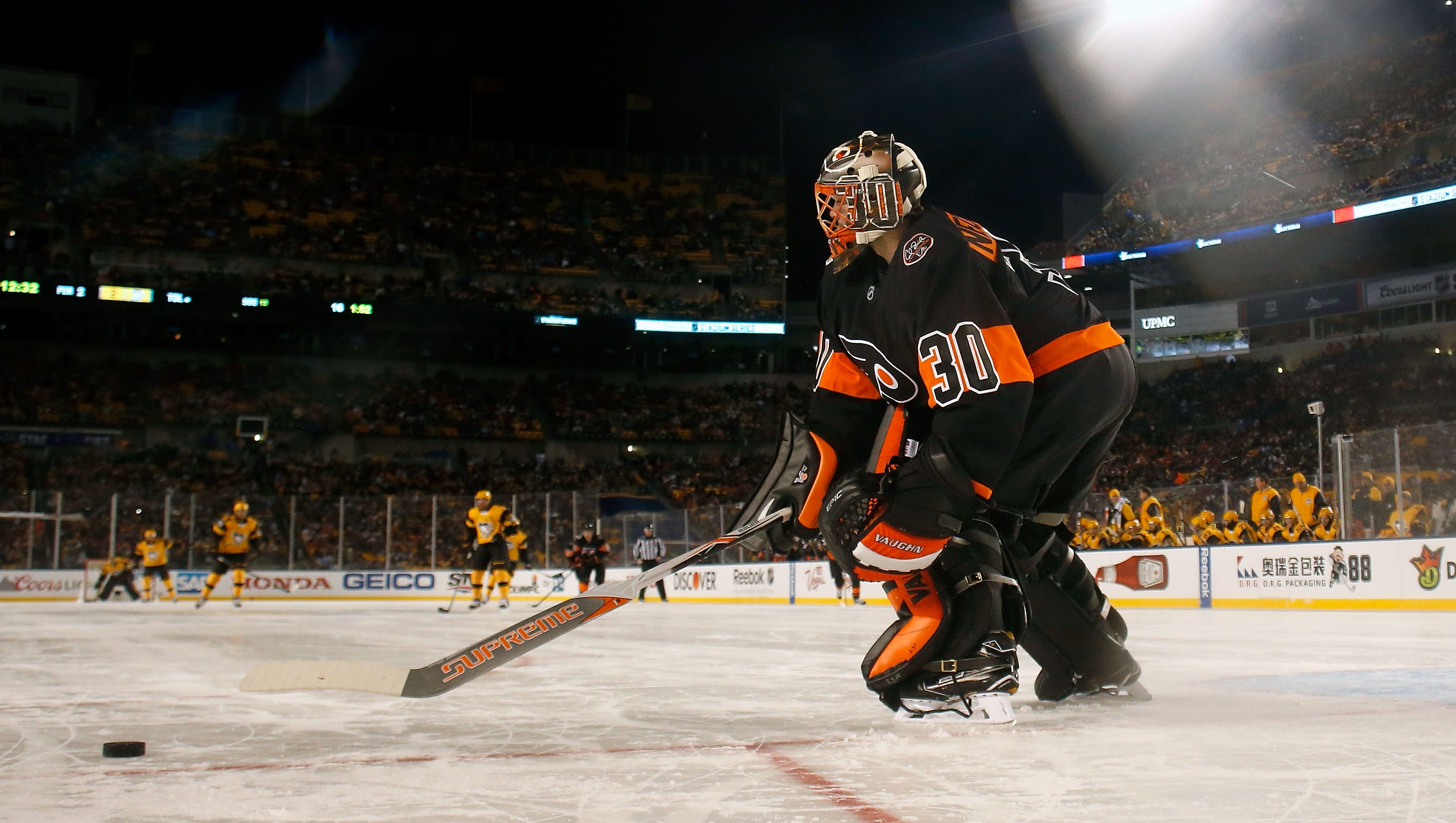 How Will Flyers Add A Goalie?