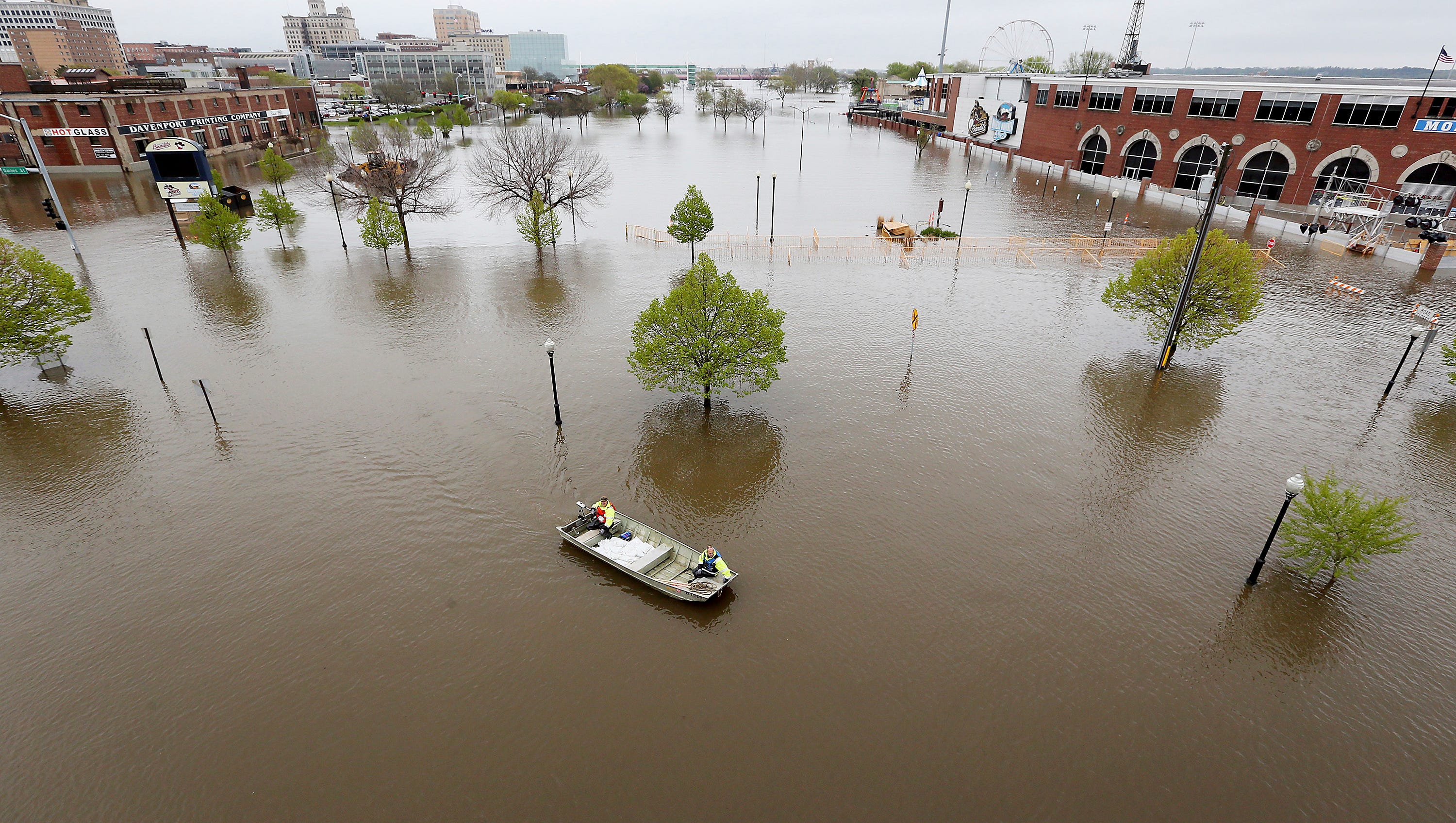 Mississippi River Flooding Rains Drench Midwest Could Last To June   636924740919157801 10 11 AP APTOPIX Spring Flooding Mississippi River.JPG