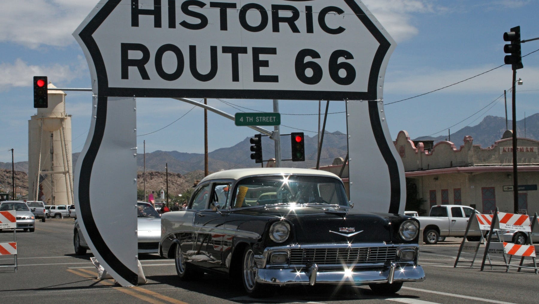Route 66 Come for the classic cars, stay for the pie